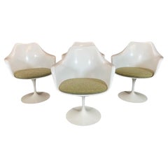 4 Retro Mid Century Modern Swivel "Tulip" Chairs by Eero Saarinen for Knoll