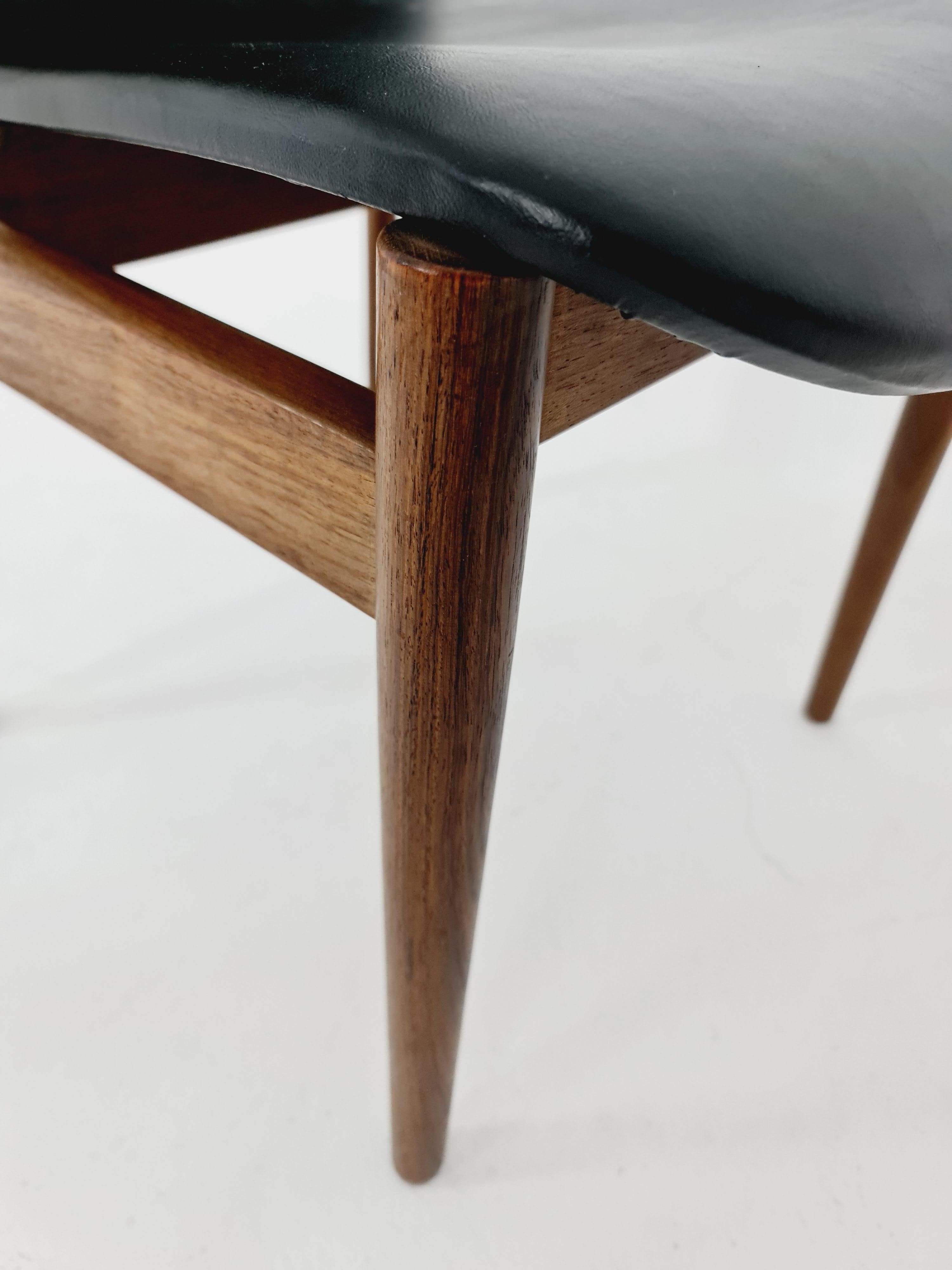 4 Vintage solid Rosewood chairs By Inger Klingenberg for Fristho Holland For Sale 4