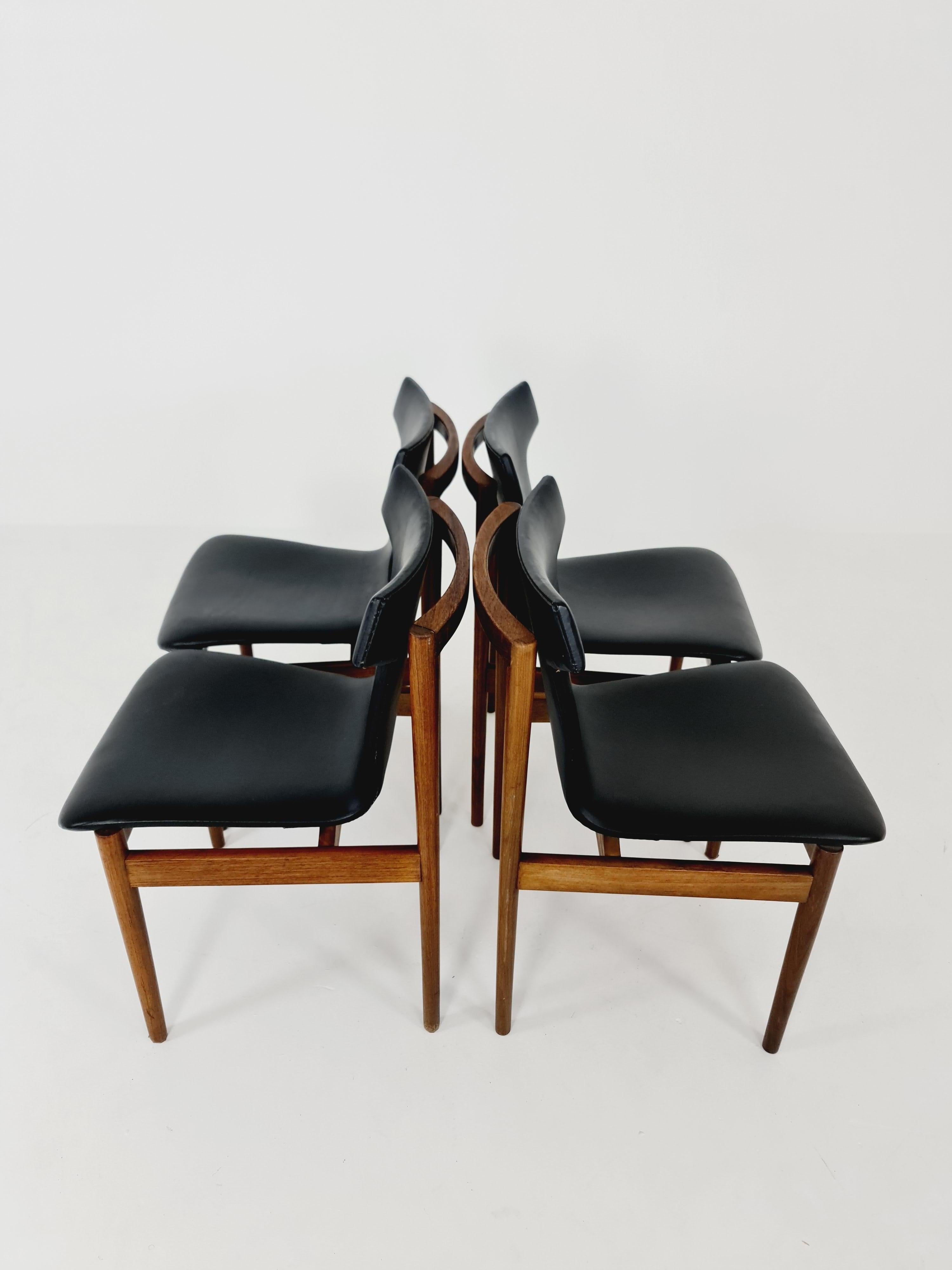4 chaises vintage en bois de rose massif d'Inger Klingenberg pour Fristho Holland en vente 6