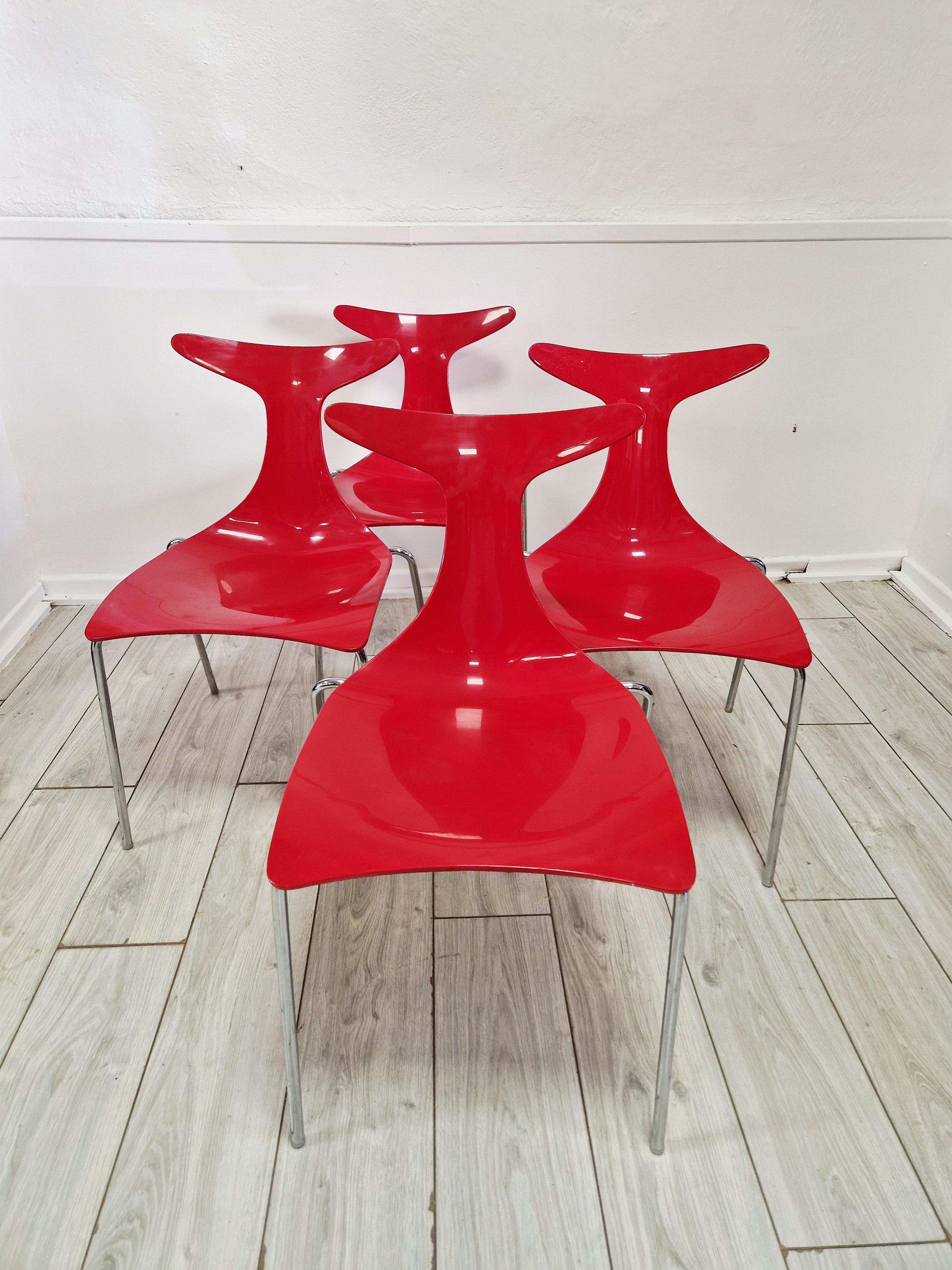 4 Vintage-Stapelstühle Delfy Design Gino Carollo (Metall) im Angebot