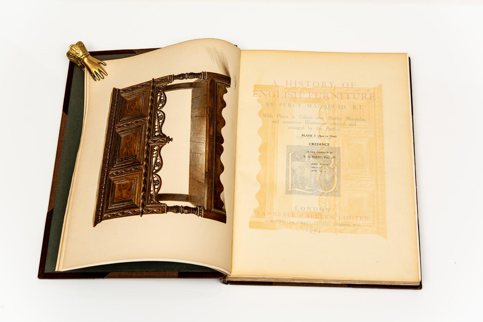 4 Volumes. Percy Macquod. A History of English Furniture. In Good Condition For Sale In New York, NY