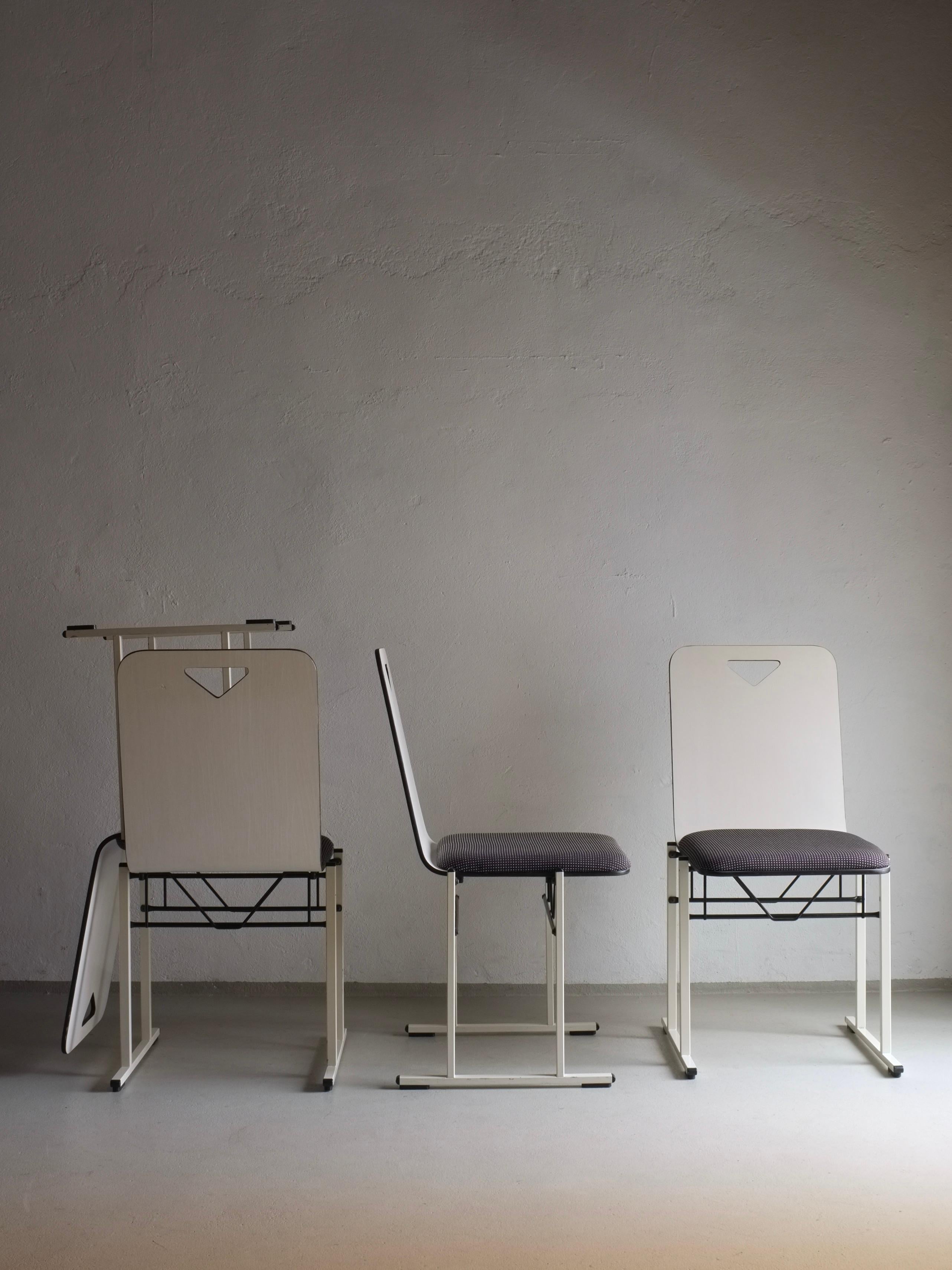 4 White Metal Chairs By Yrjö Kukkapuro For Avarte, Finland 1980s For Sale 6