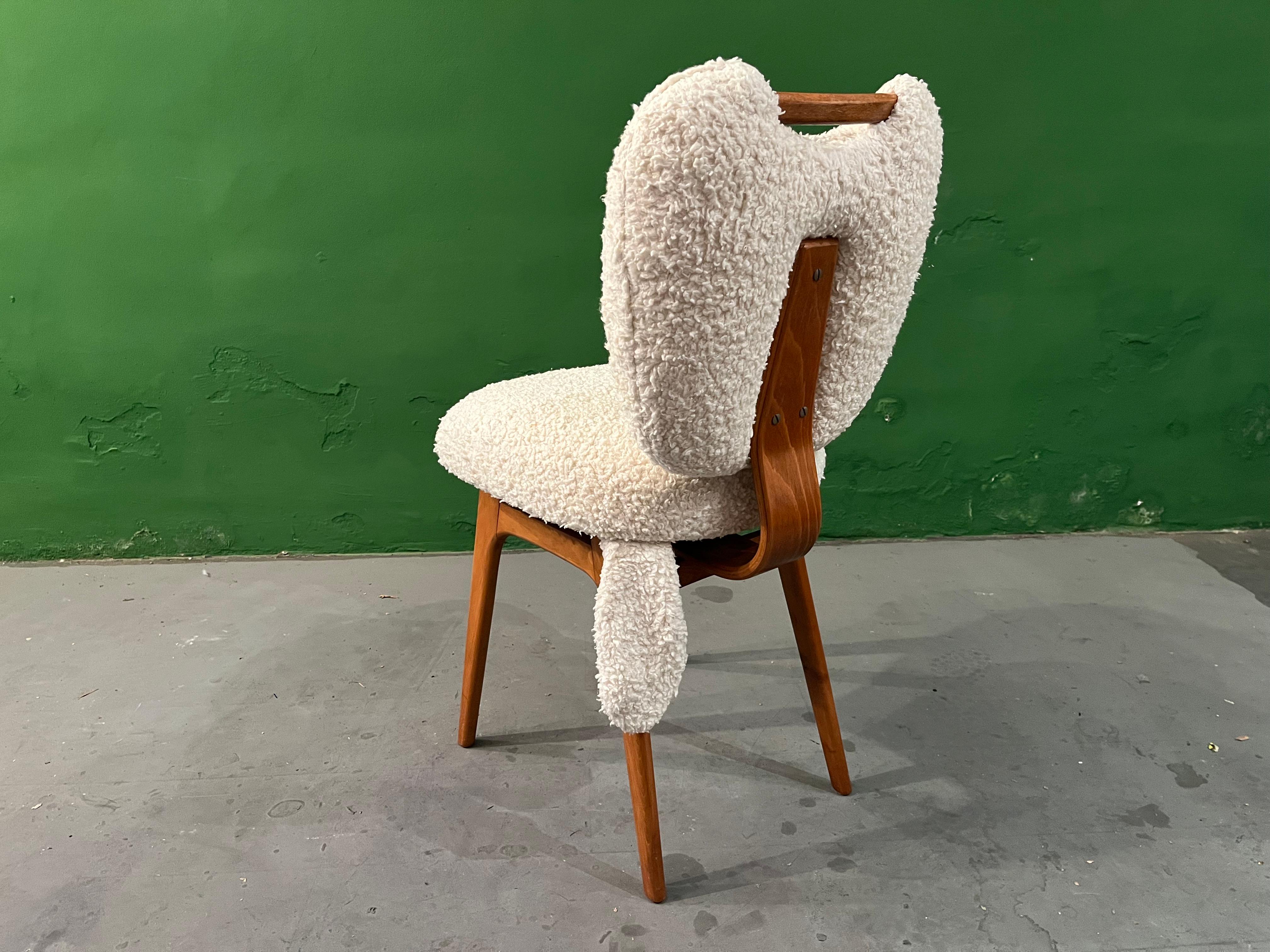 4 weiße Teddy-Stühle von Markus Friedrich Staab  im Angebot 2