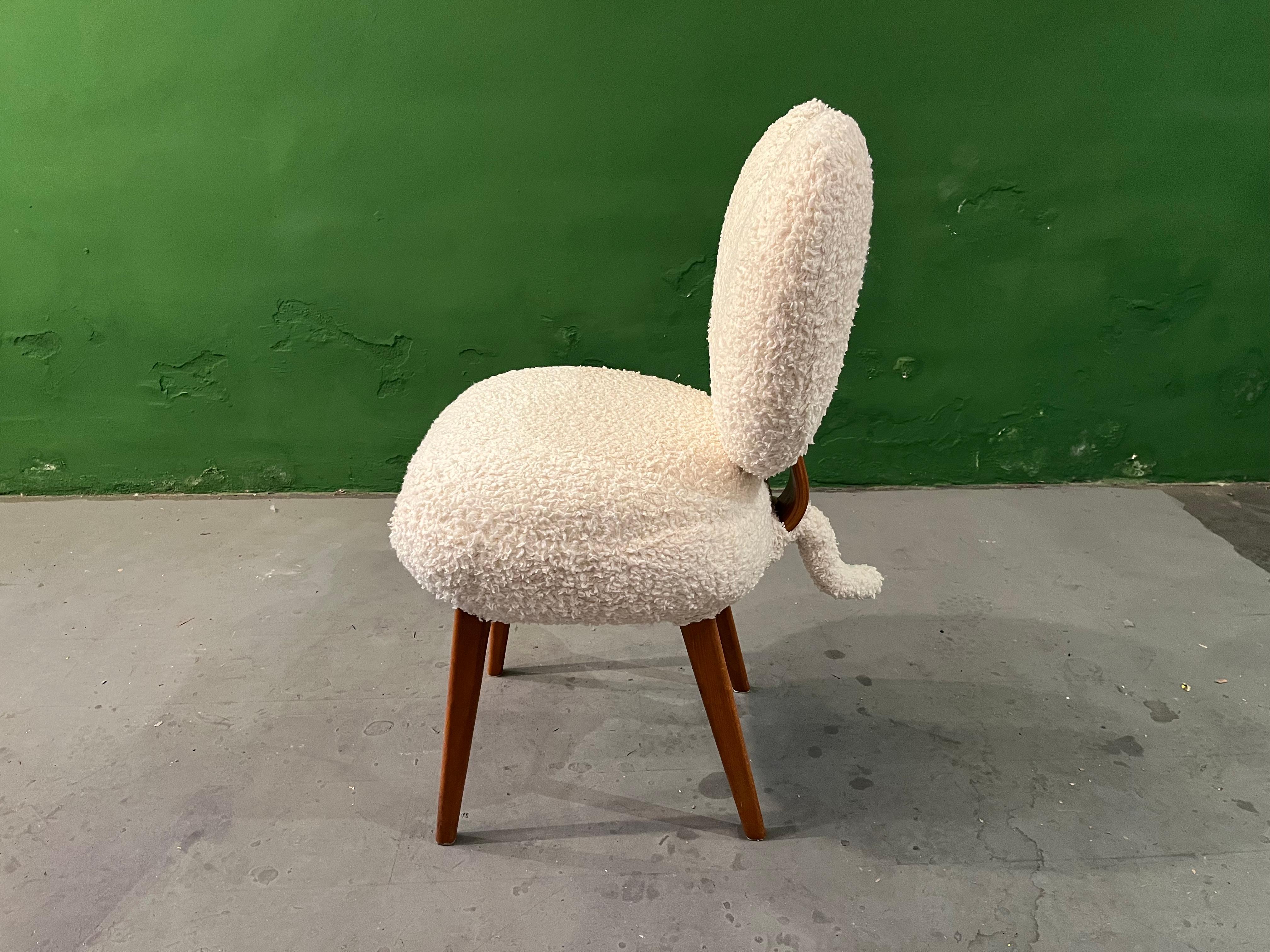 4 weiße Teddy-Stühle von Markus Friedrich Staab  im Angebot 4