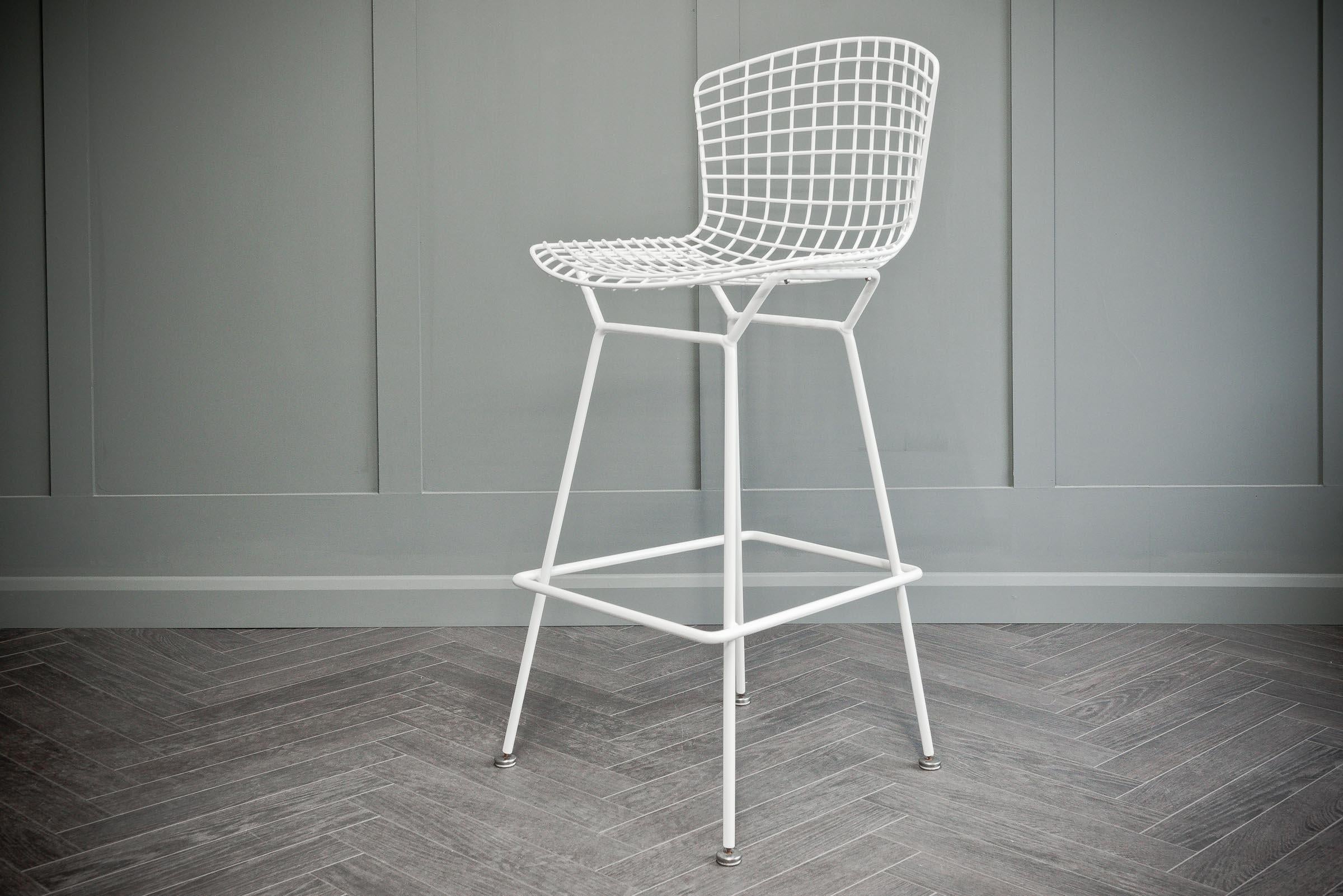 4 Wire Bar Stools by Harry Bertoia for Knoll 2