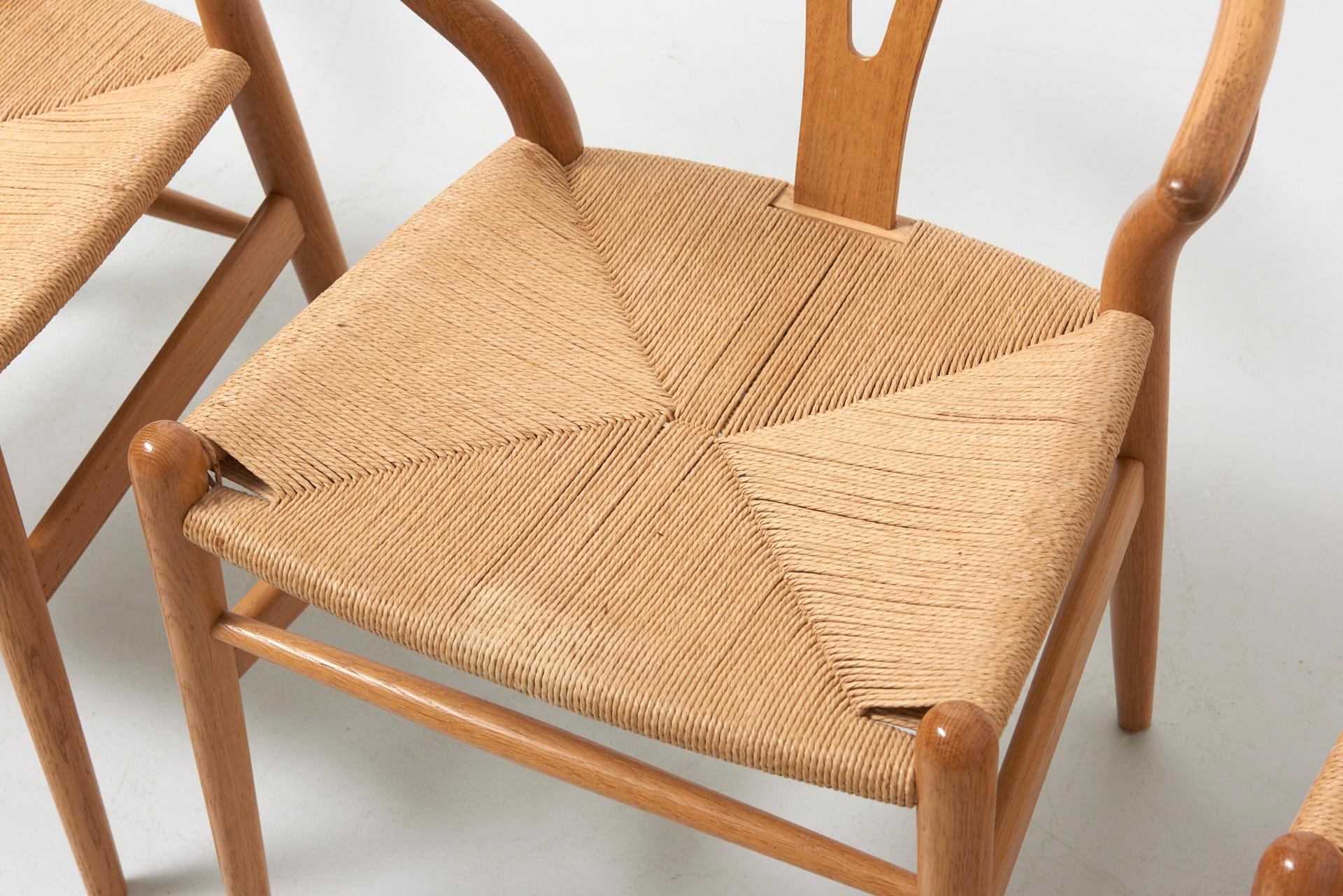 Lacquered 4 'Wishbone' Chairs in Oak Ch24 by Hans Wegner for Carl Hansen