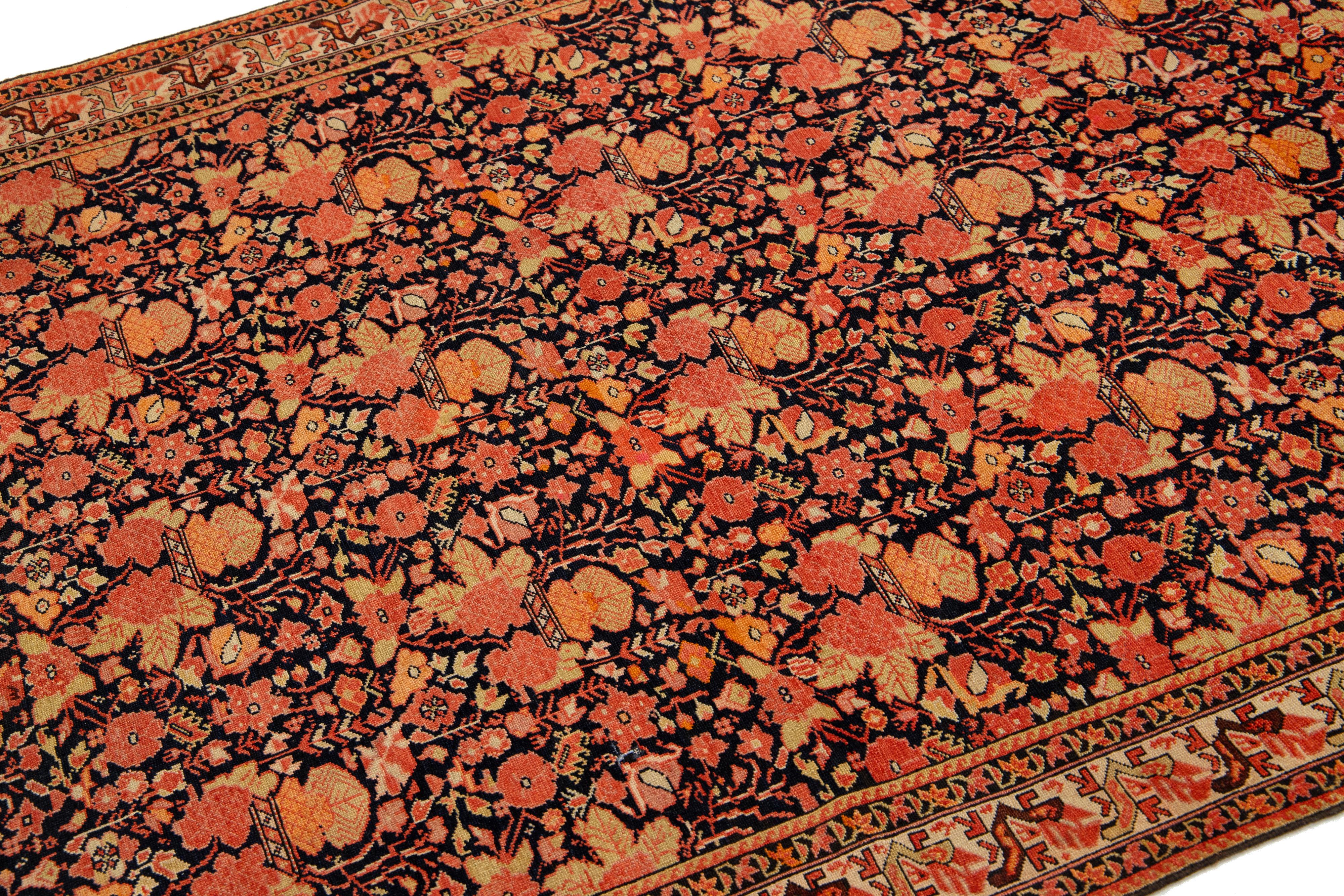 4 x 6 antiker persischer Malayer-Teppich aus orangefarbener Wolle mit Aoover-Blumenmuster im Zustand „Gut“ im Angebot in Norwalk, CT