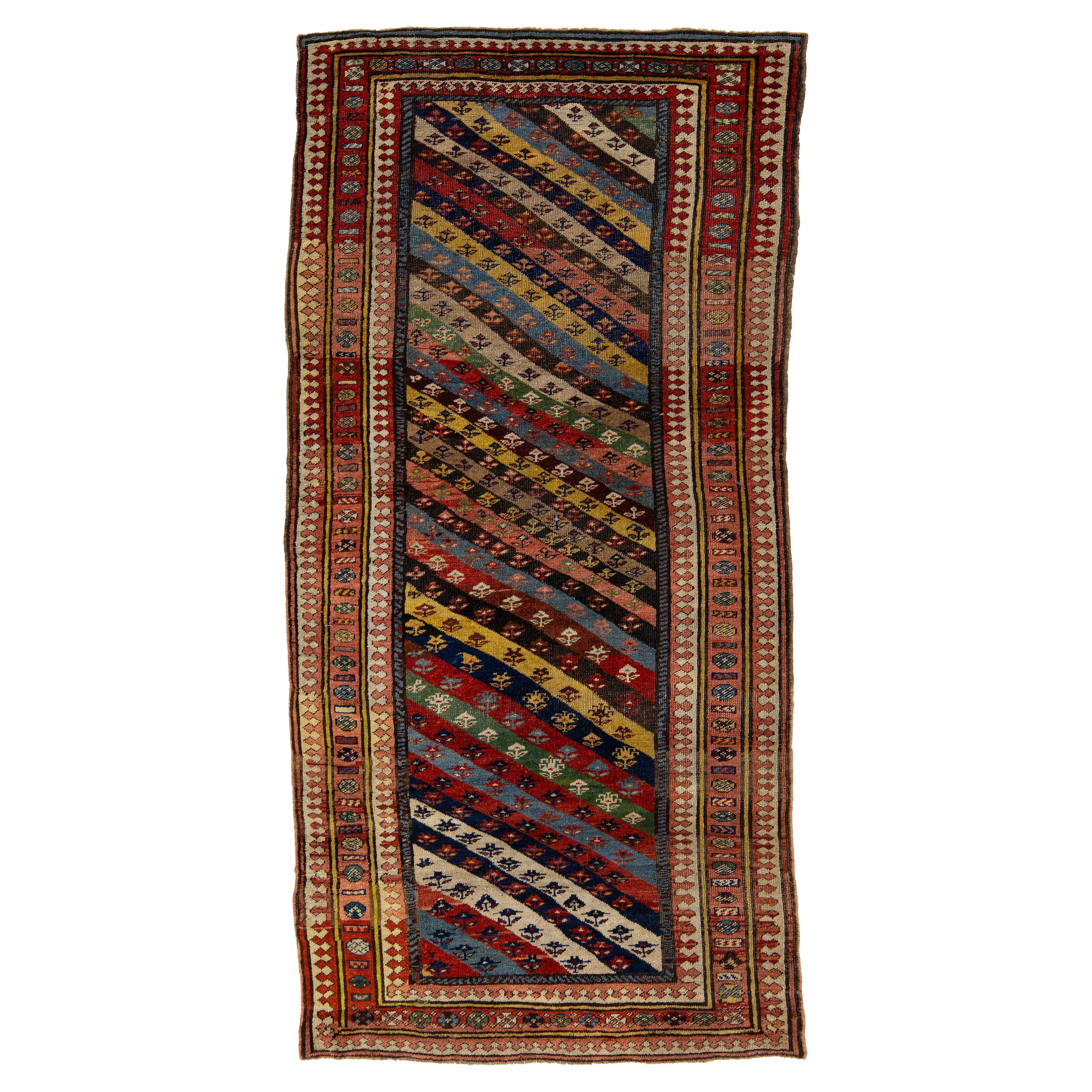 4 x 9 Ancien tapis persan en laine Afshar fait à la main avec motif multicolore Allover en vente
