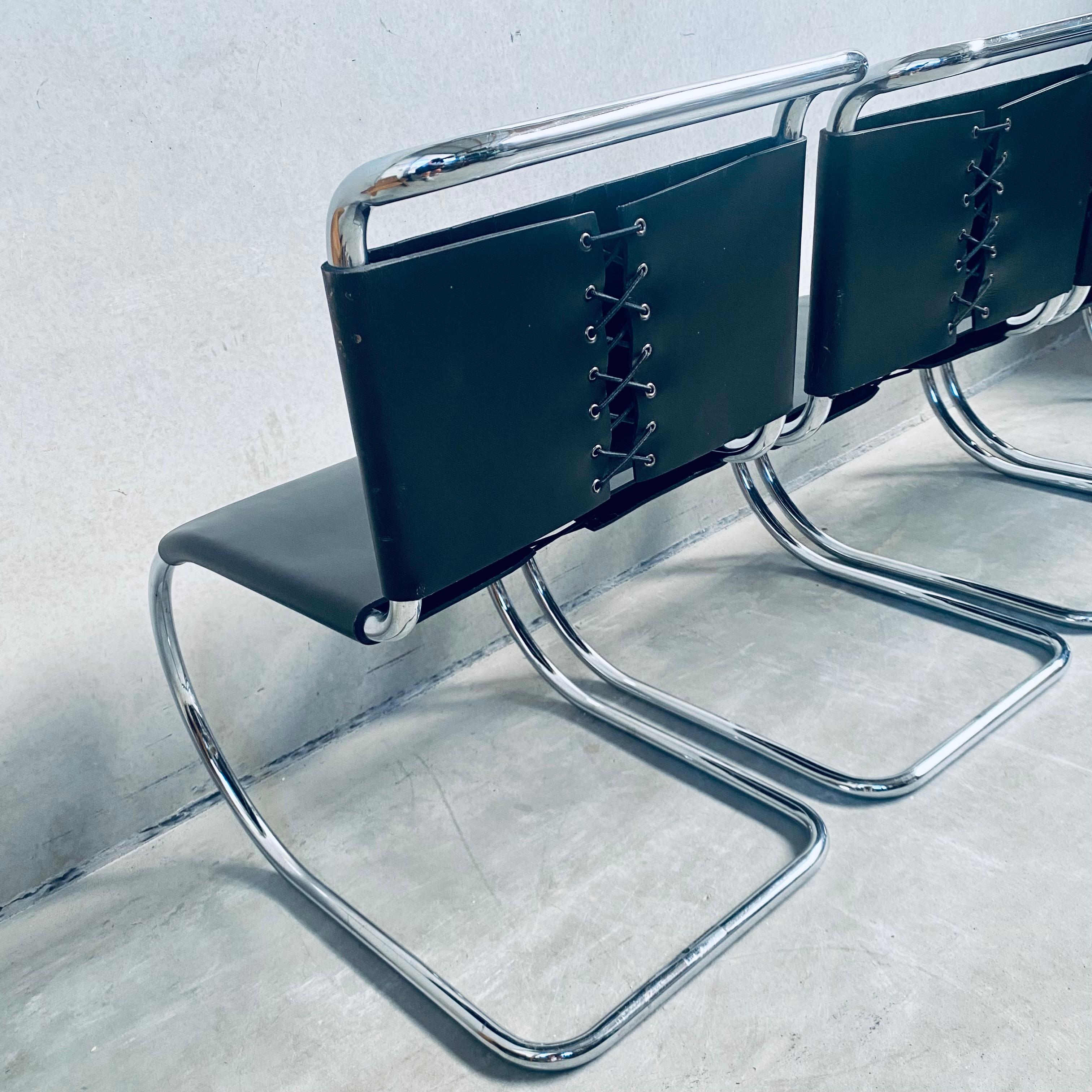 4 chaises de salle à manger en cuir Bononia de Mies Van Der Rohe, Série Mr, Italie, 1970 en vente 11
