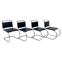 4 x Sedie da pranzo in pelle Bononia Serie Mr Mies Van Der Rohe Italia 1970