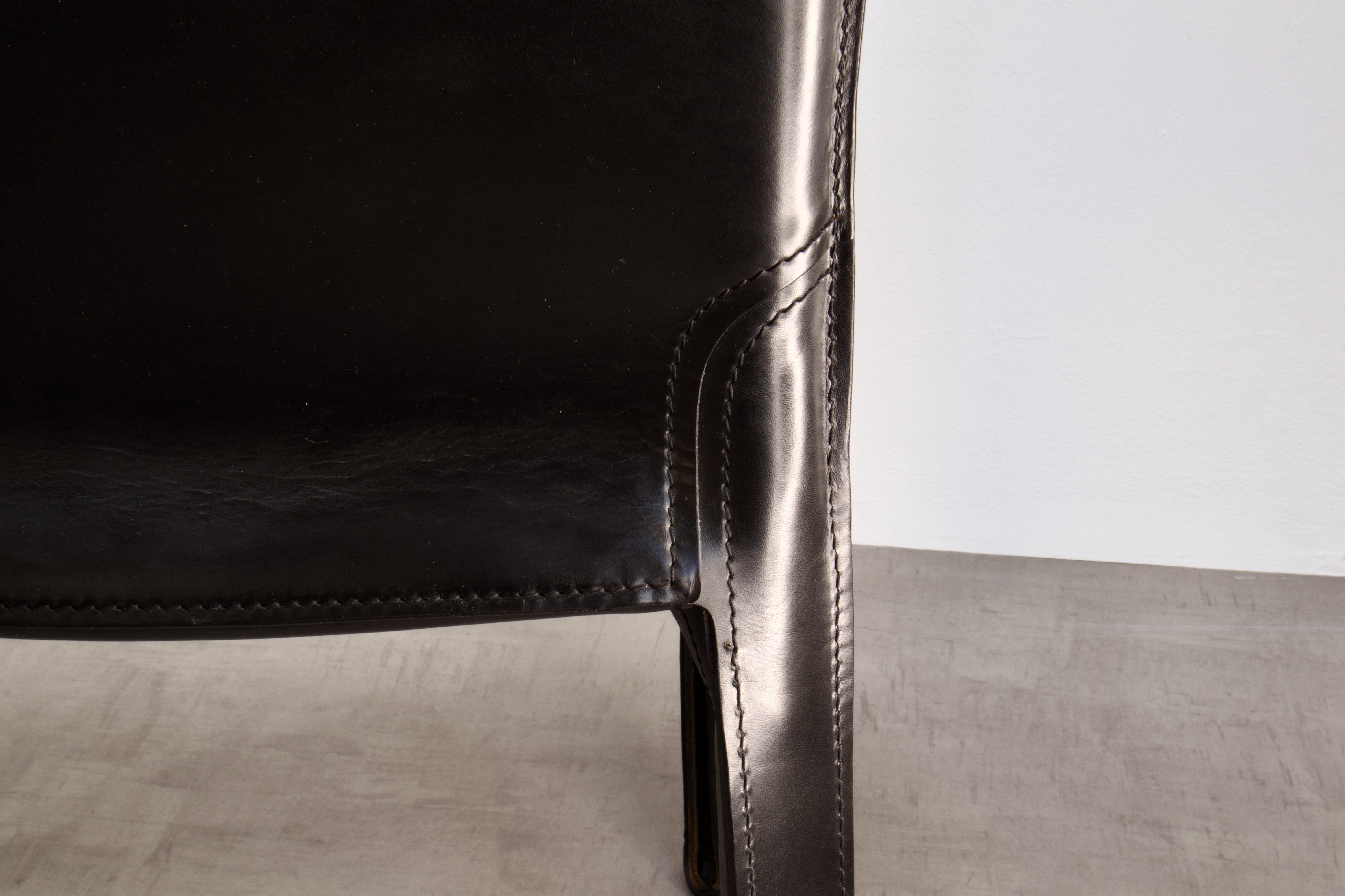 4 x CAB 413 Armchairs & 6 x CAB 412 chairs in Black Leather for Cassina, Italy For Sale 13