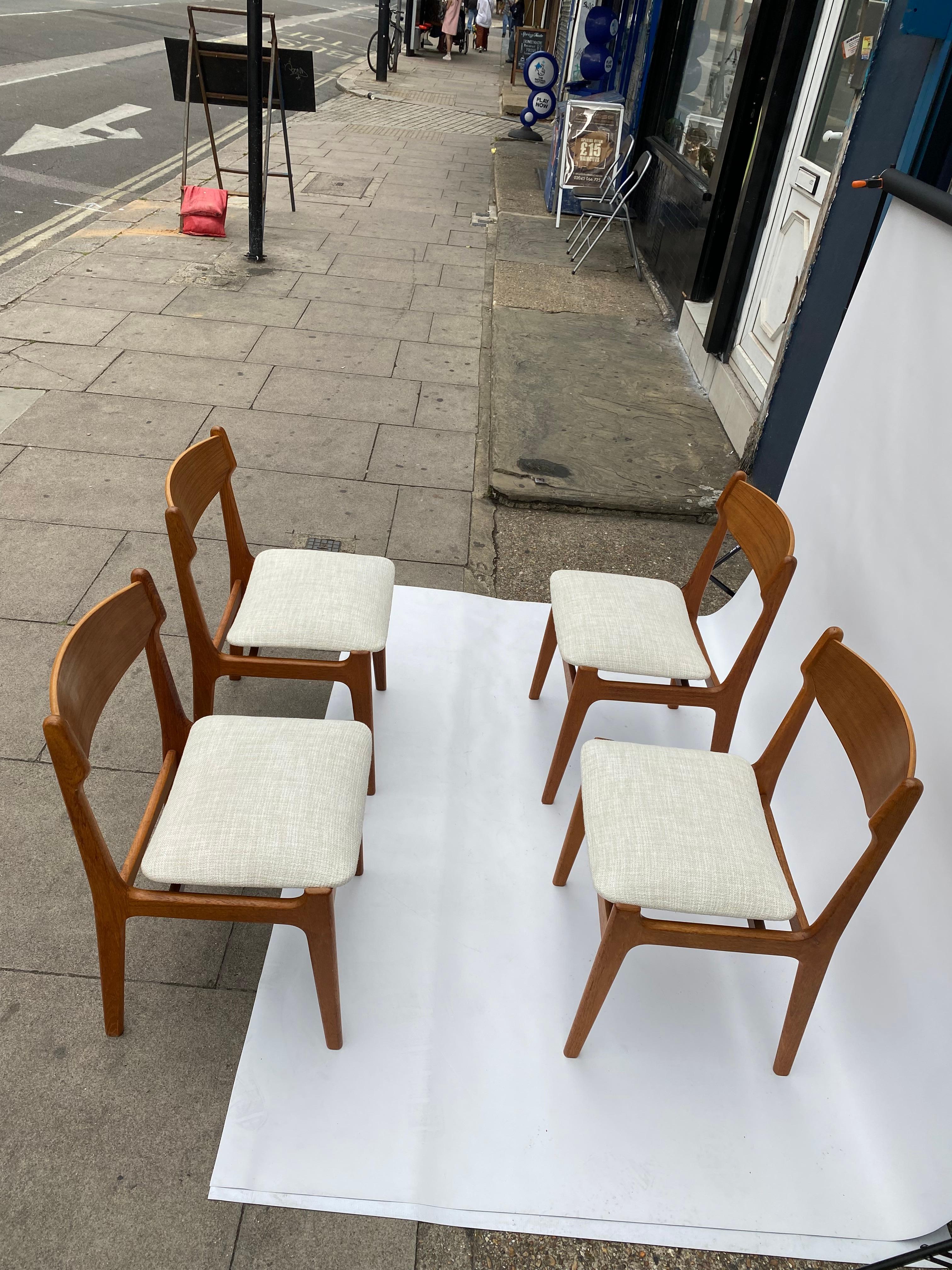 4 x Erik Buch Sedie da pranzo in teak del MidCentury Danese Scandinavo Imbottite 1960 in vendita 6