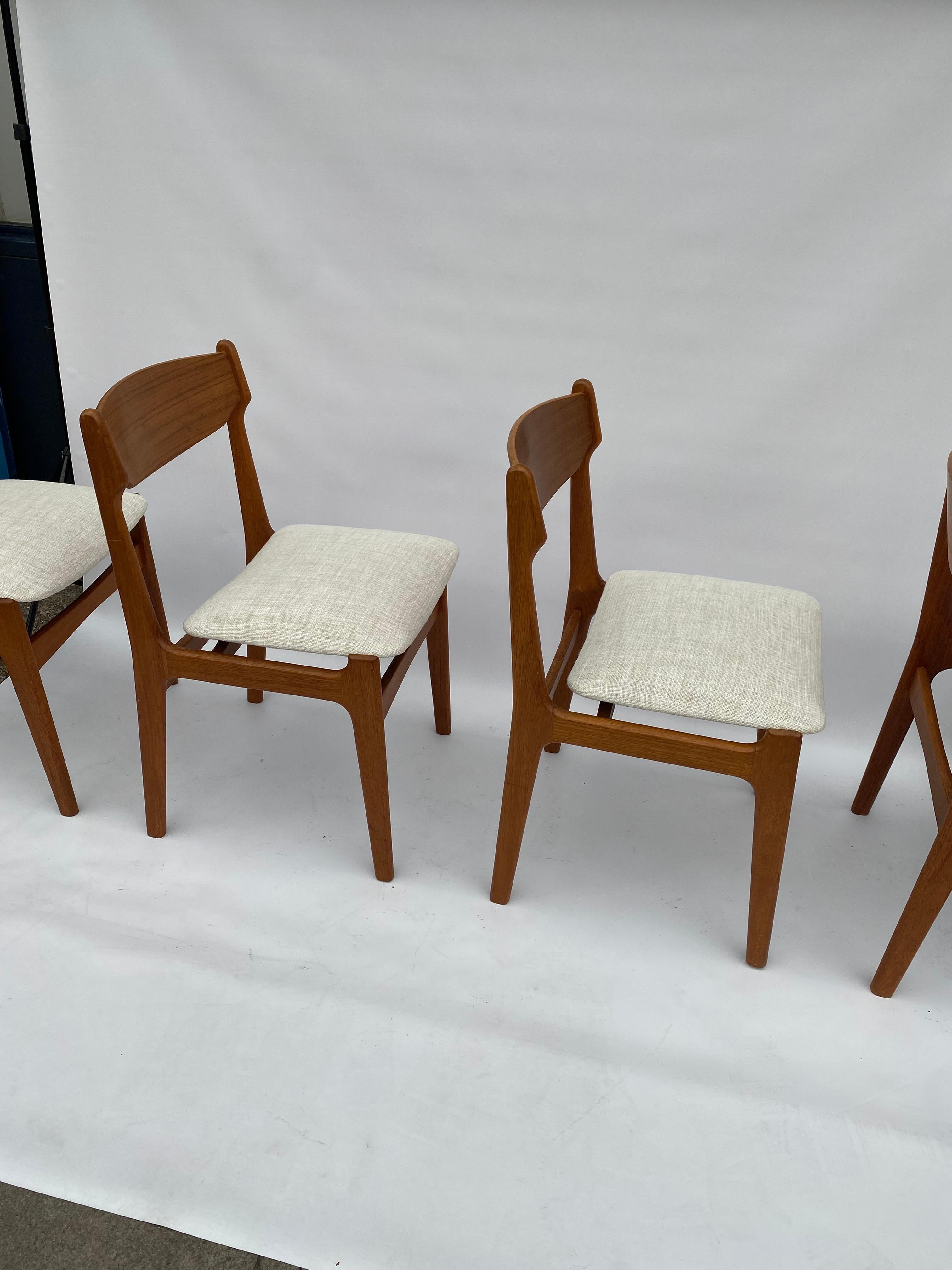 4 x Erik Buch Sedie da pranzo in teak del MidCentury Danese Scandinavo Imbottite 1960 in vendita 11