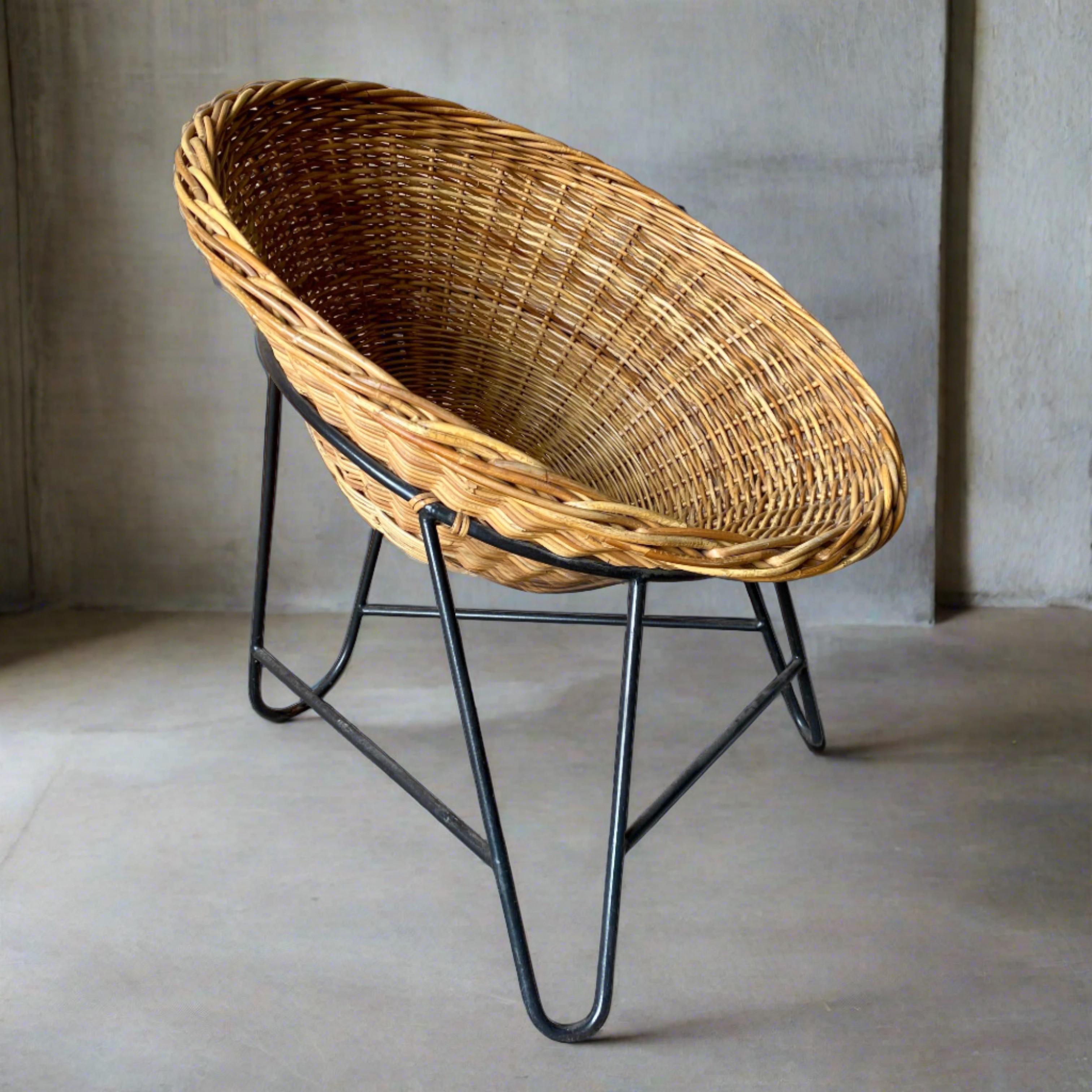 4 x Mathieu Matégot Wicker Lounge Chairs, France 1950s.

These iconic pieces are not just chairs; they are timeless works of art that effortlessly merge form with function.

Crafted with precision and passion, each chair boasts a sturdy metal base