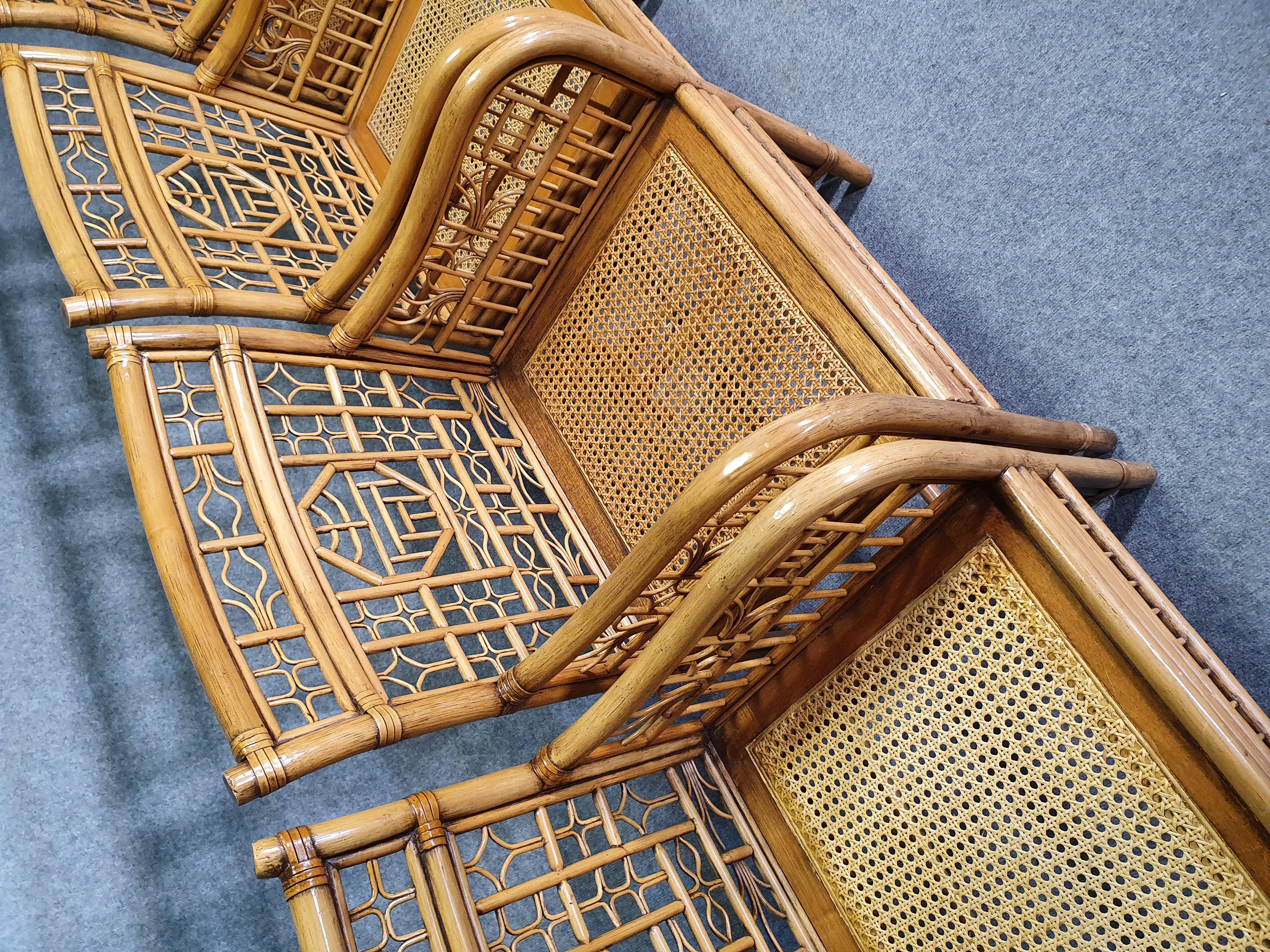 Américain 4 x Chaise en rotin Mcguire marquée Chinois / Chinoiserie Chique bamboo en vente