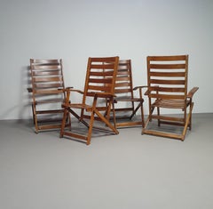 4 x Reclining and folding armchairs / table manufactured by Fratelli Reguitti