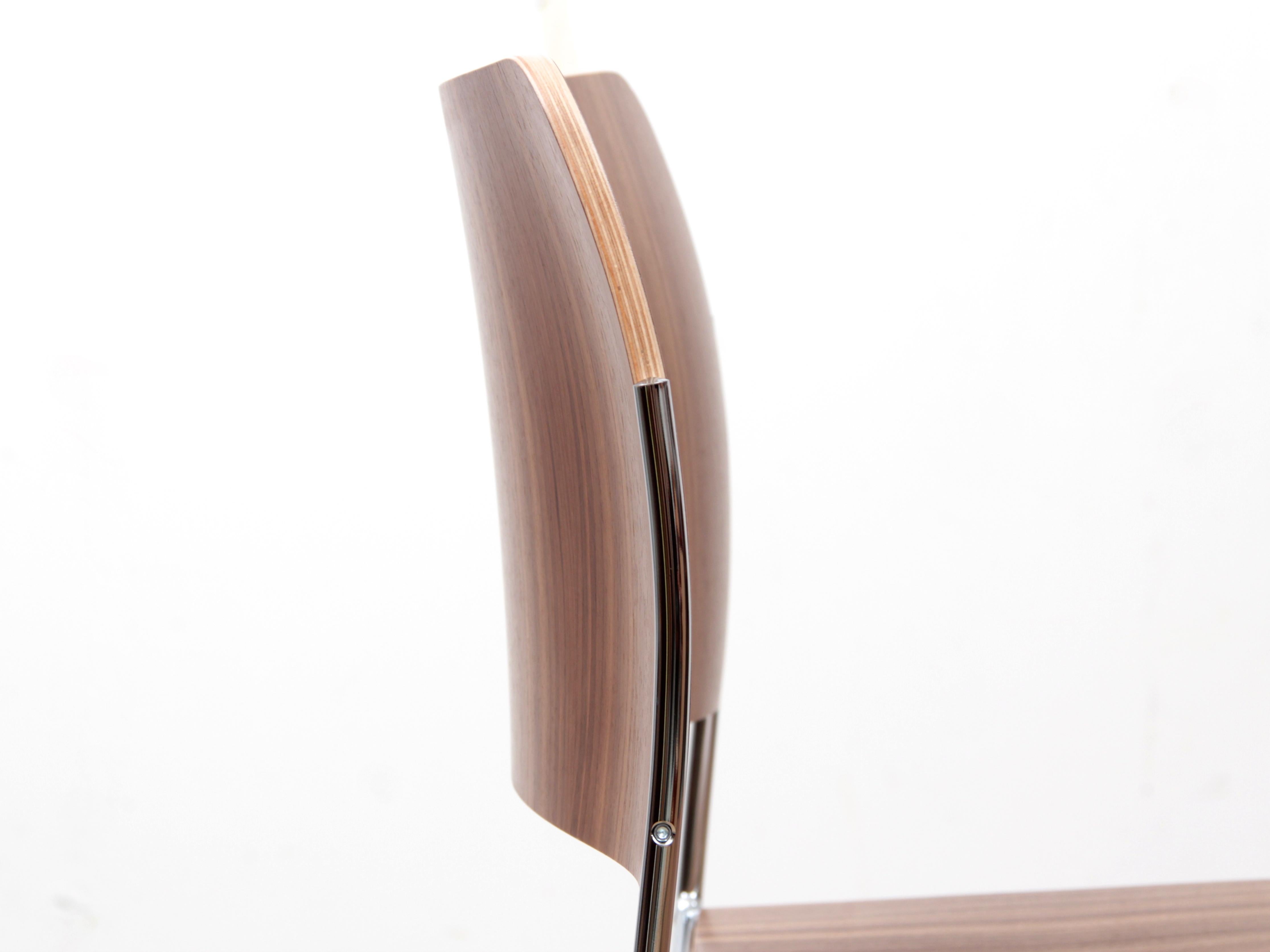 Plywood 40/4 Chair by David Rowland, New Edition For Sale