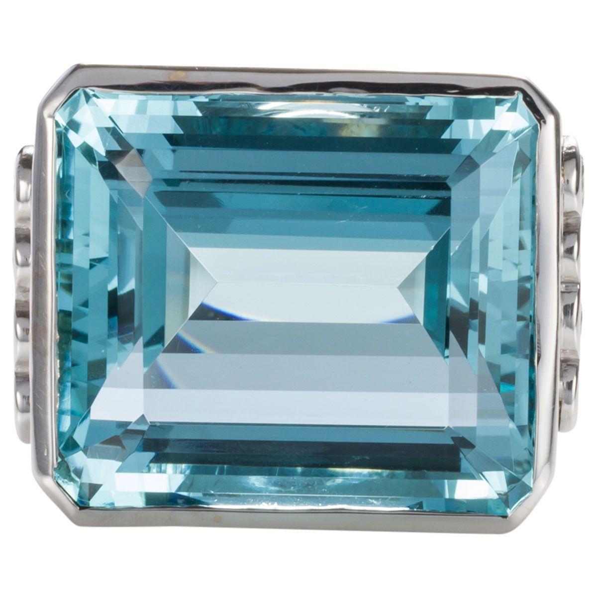 40 Carat Aquamarine and Diamond Cocktail Ring For Sale 1