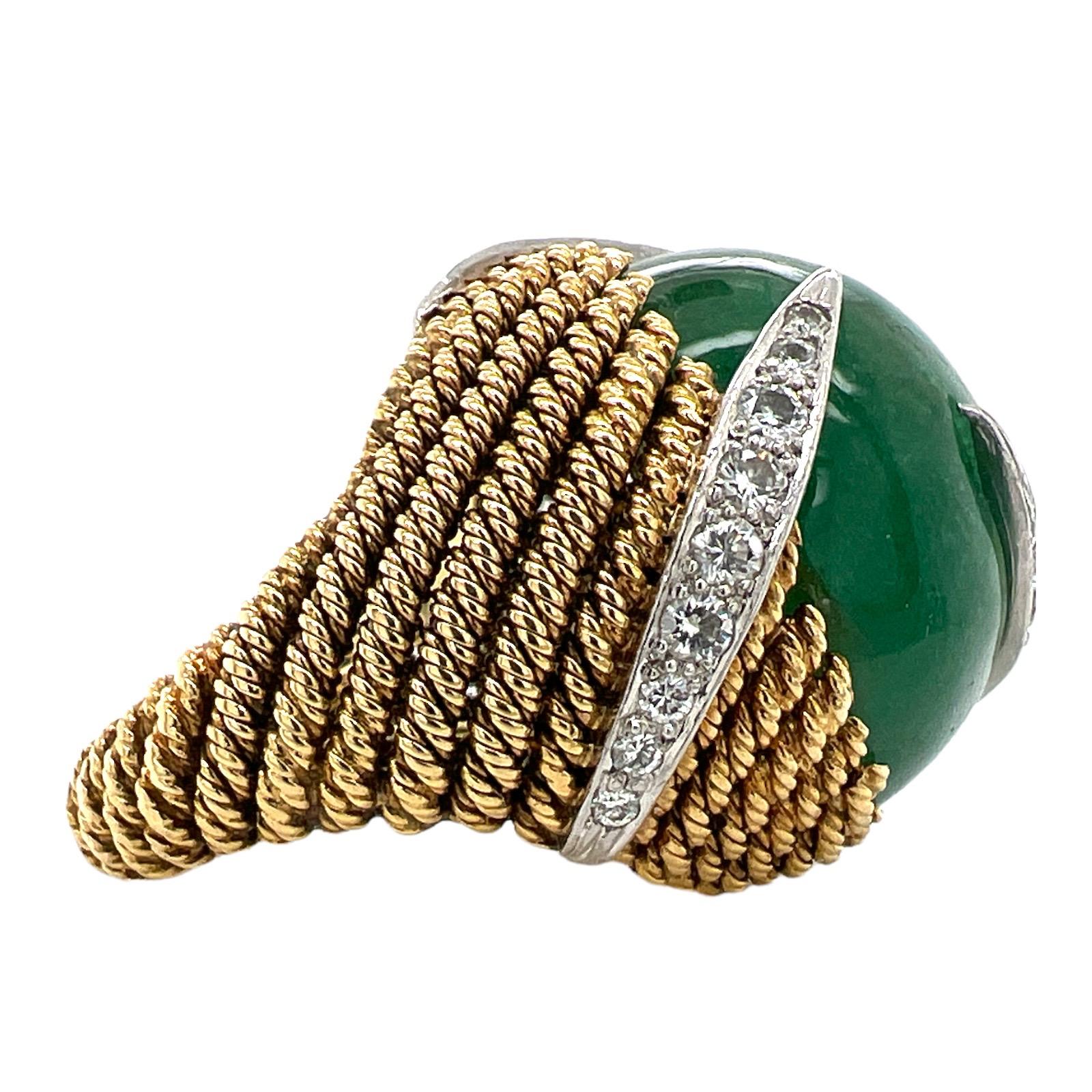 Women's 40 Carat Cabochon Emerald Diamond 18 Karat Yellow Gold Cocktail Ring
