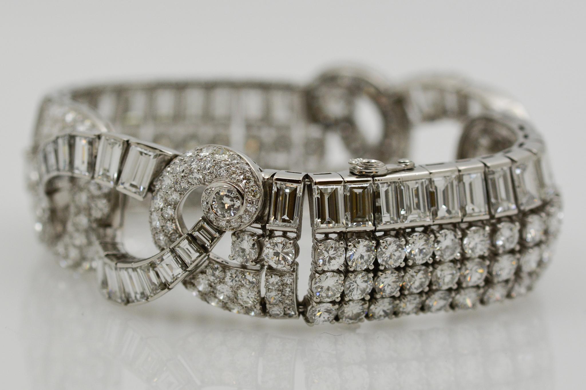 40 Carat Diamond and Platinum Art Deco Bracelet 1