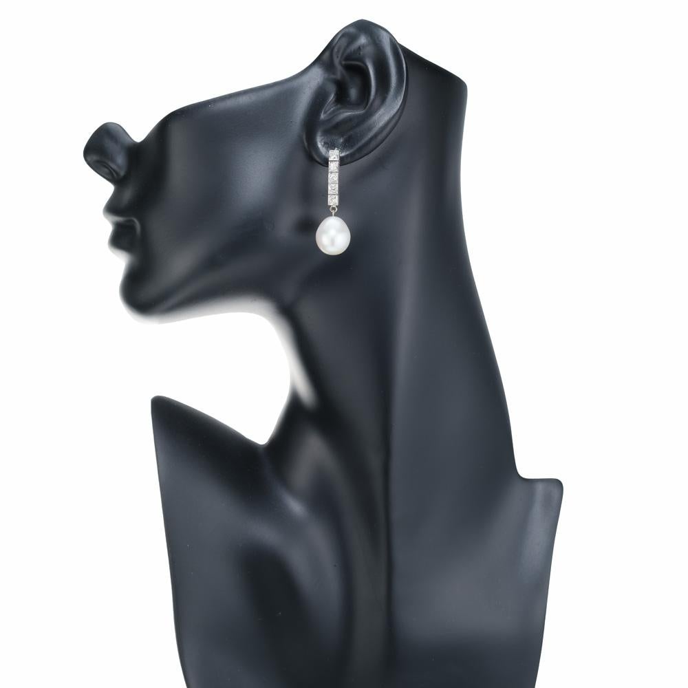 40 Karat Diamant-Süßwasserperlen-Ohrringe aus Weißgold  im Zustand „Gut“ im Angebot in Stamford, CT