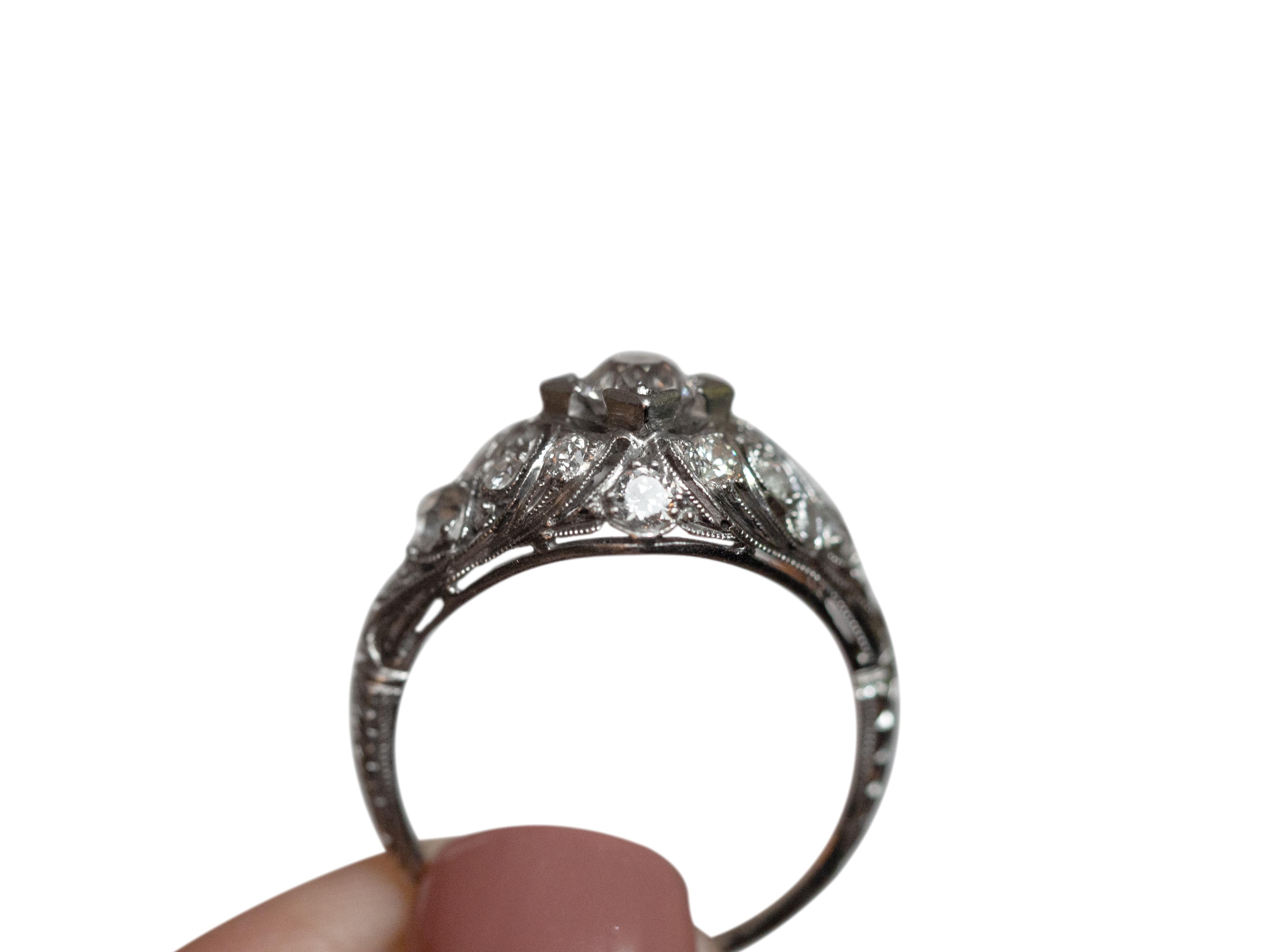 0,40 Karat Diamant Platin Verlobungsring im Zustand „Gut“ im Angebot in Atlanta, GA