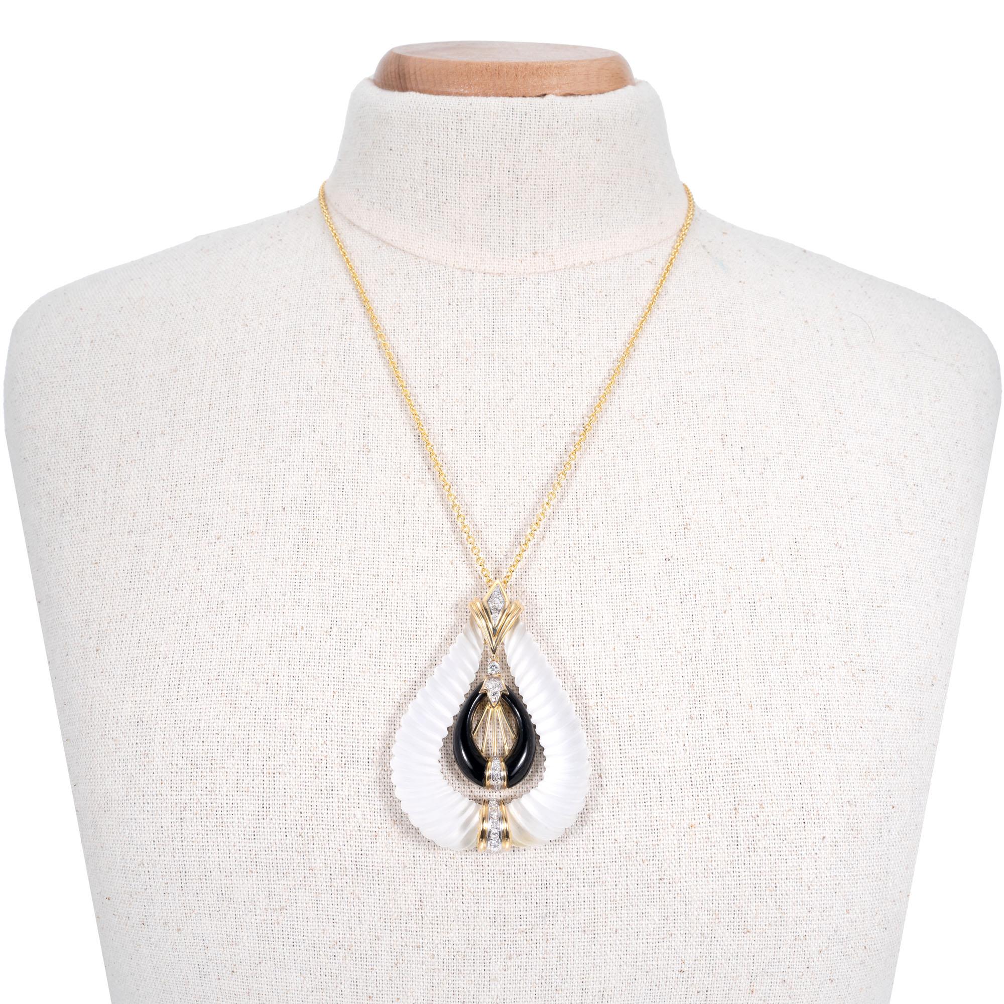 Round Cut .40 Carat Diamond Quartz Onyx Yellow Gold Pendant Necklace For Sale