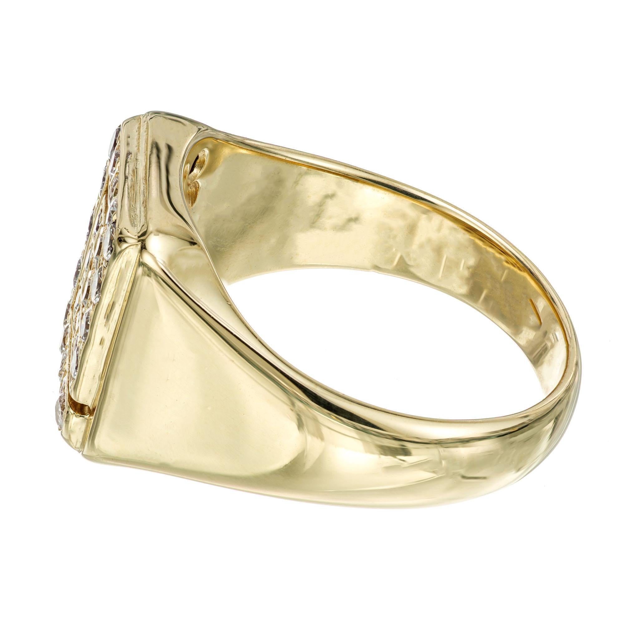 Bague unisexe à motif de clé grecque en or jaune avec diamants de 0,40 carat Bon état - En vente à Stamford, CT