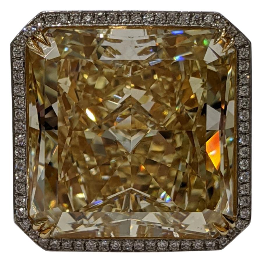 40 Carat Fancy Yellow VS2 Radiant Cut Diamond Ring GIA, Platinum (VIDEO)