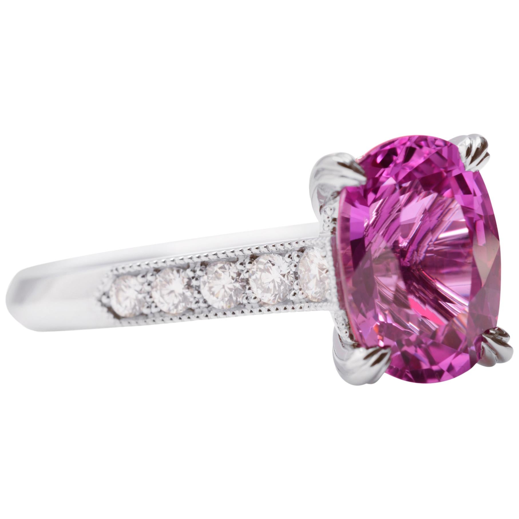 Women's 4.0 Carat Intense Pink Sapphire and Diamond Solitaire Ring in Platinum For Sale