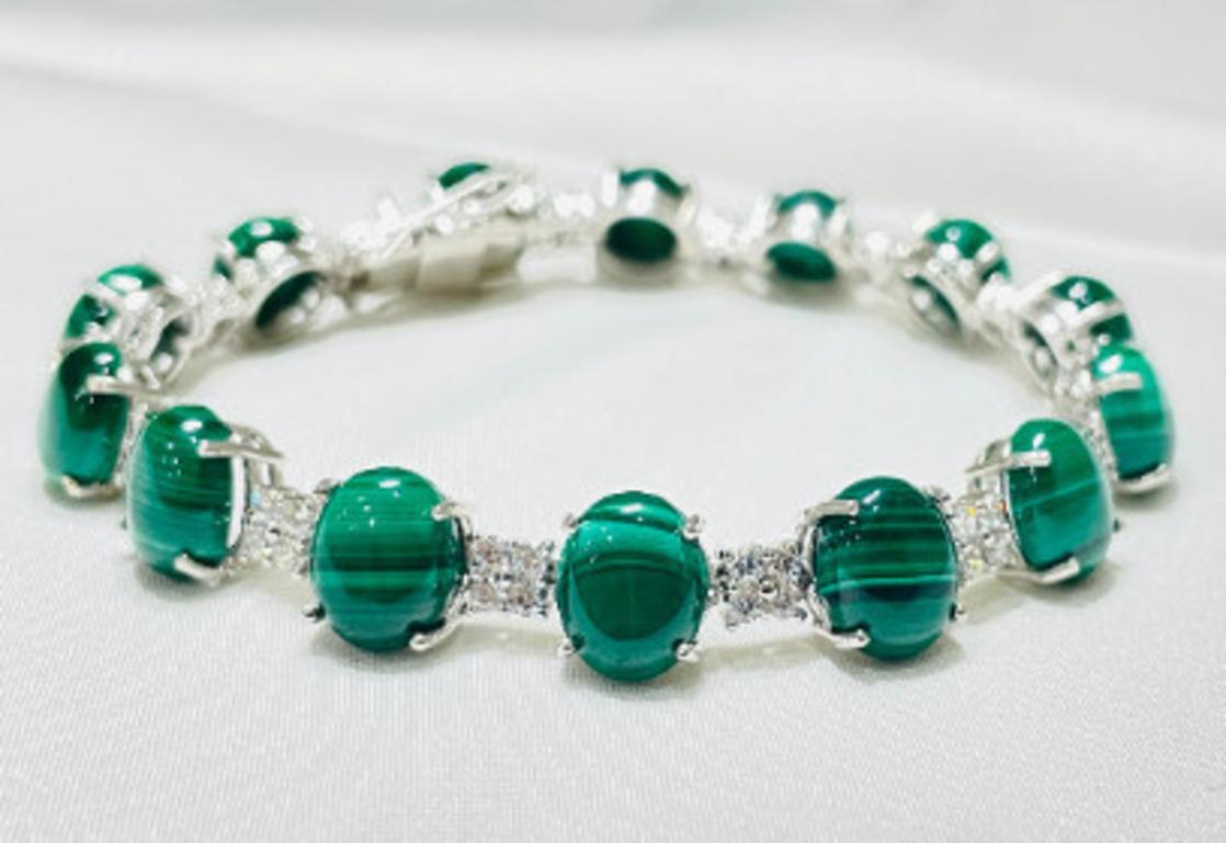 40 Carat Malachite and 2 Carat Diamond Tennis Bracelet in 925 Sterling Silver In New Condition For Sale In Houston, TX