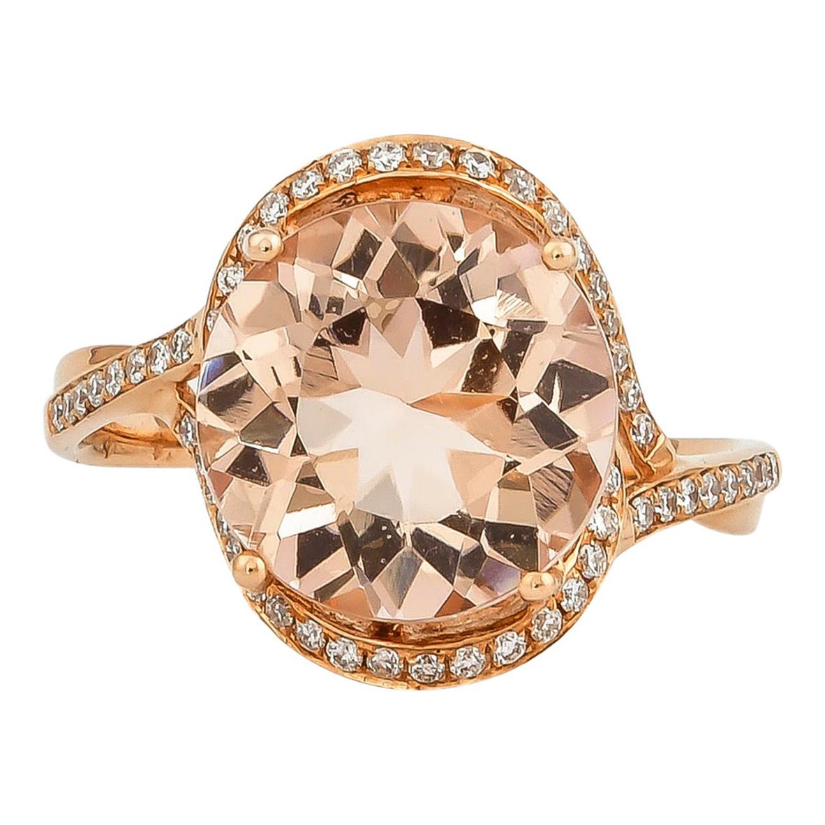 4.0 Carat Morganite and Diamond Ring in 18 Karat Rose Gold For Sale