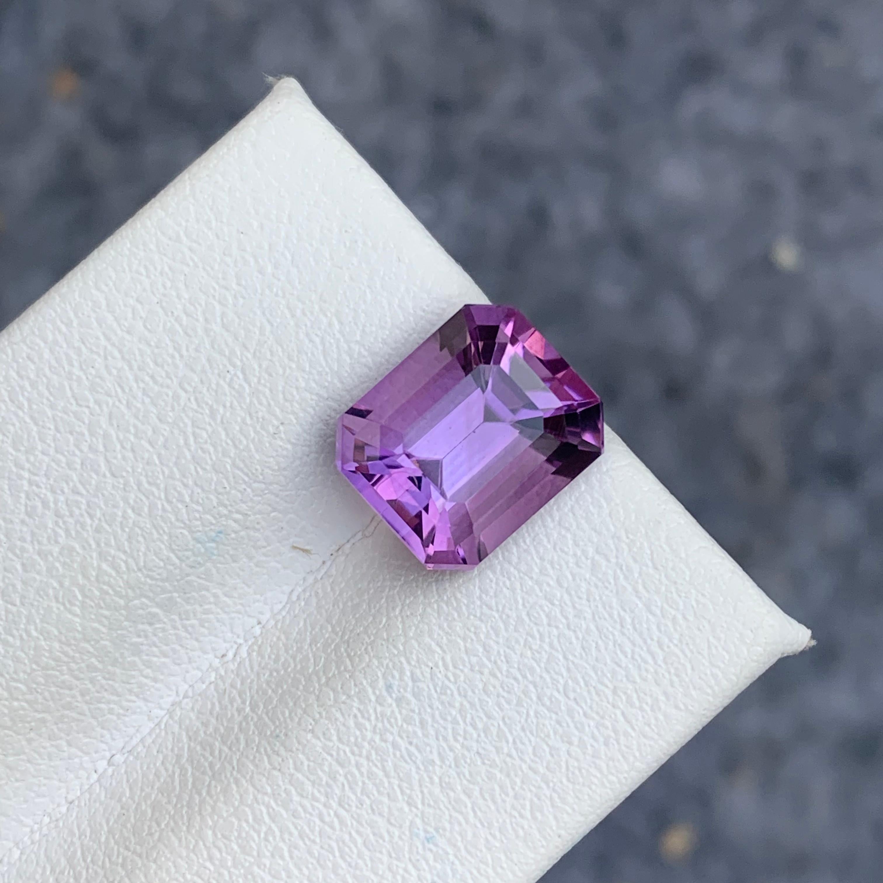 4.0 Carat Natural Faceted Purple Amethyst Emerald Cut From Brazil Mine In New Condition In Peshawar, PK