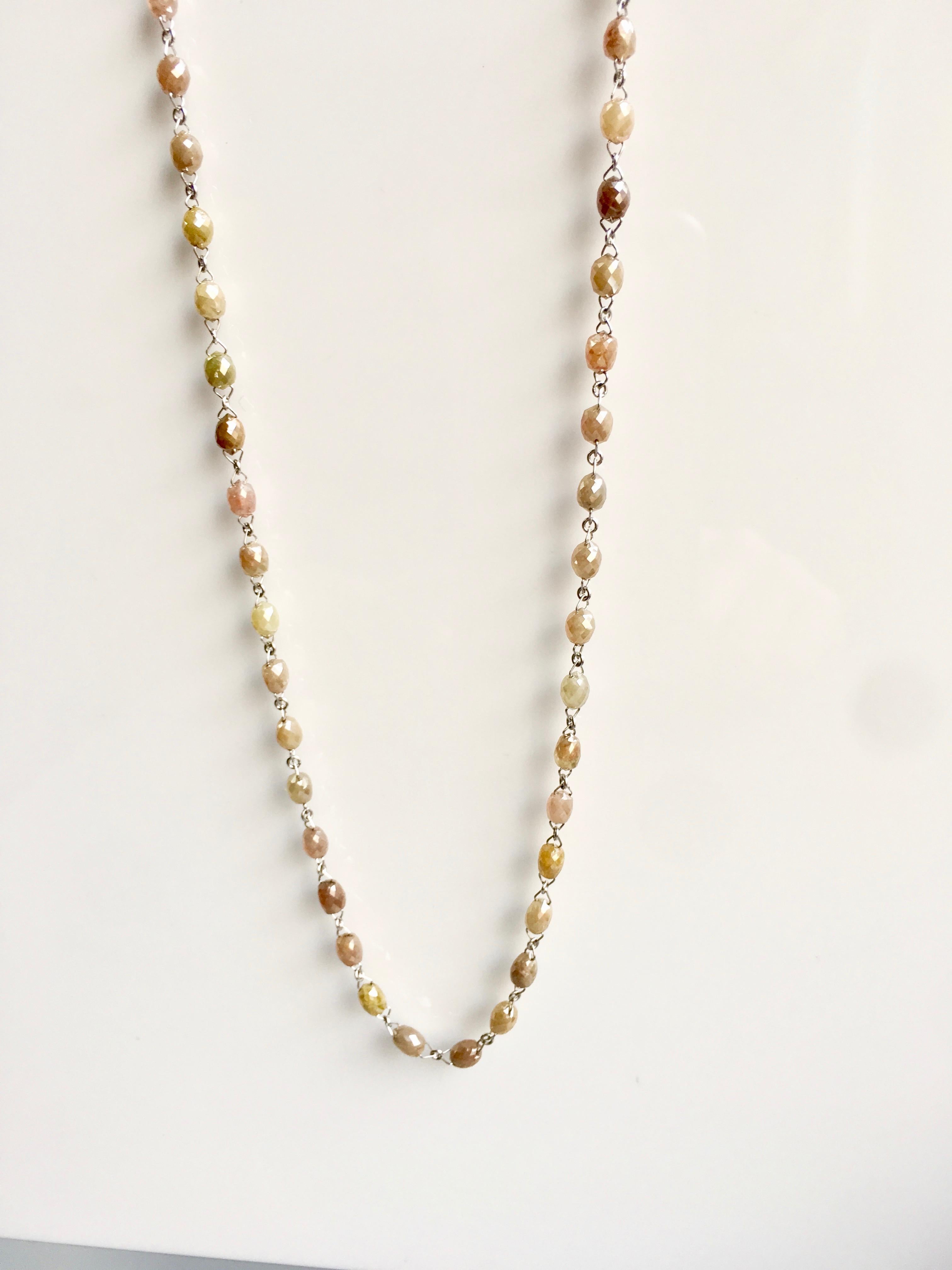 40 Karat natürliche Fancy Multicolored Diamant-Perlenkette aus 18 Karat im Zustand „Neu“ im Angebot in New York, NY