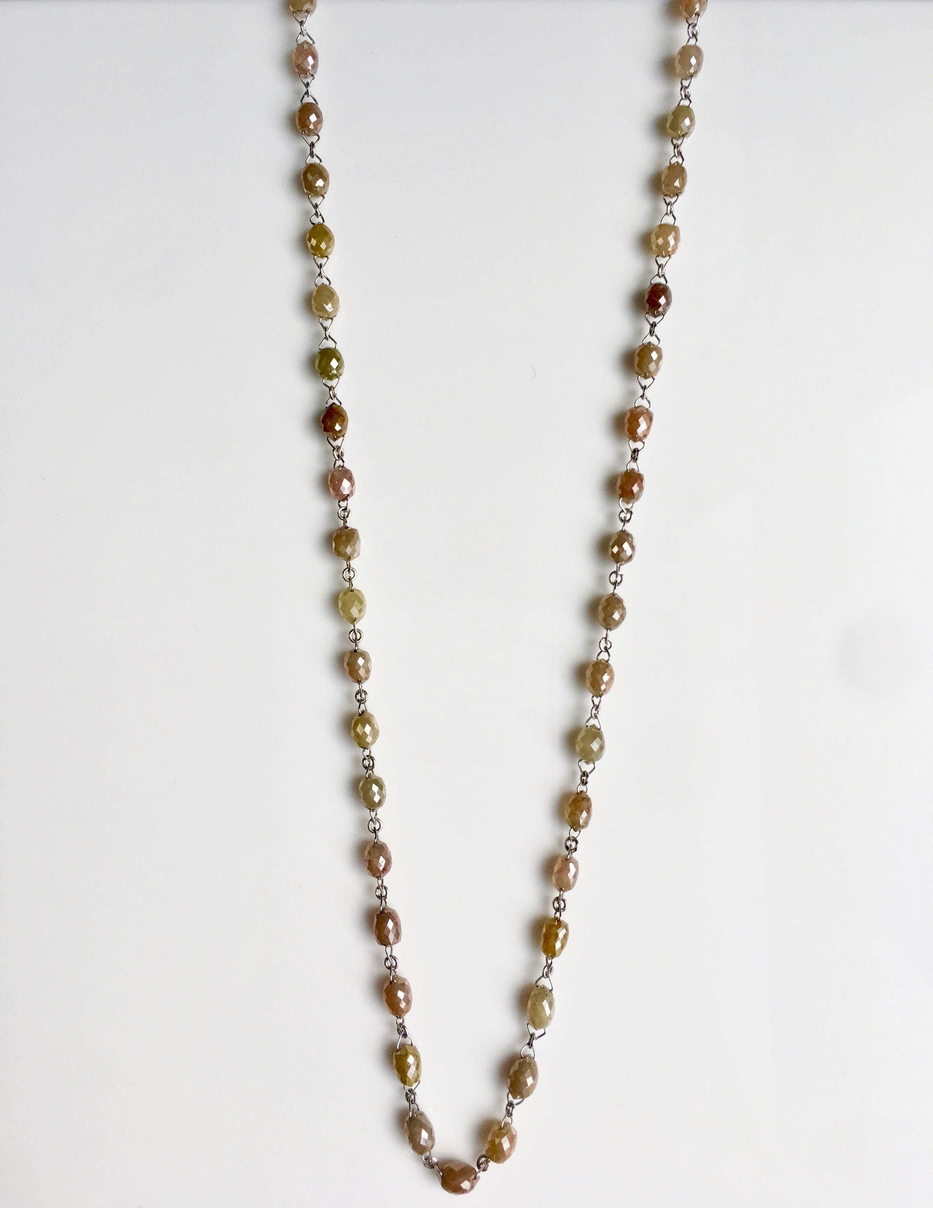Collier de perles de diamants multicolores fantaisie naturels de 40 carats en or 18 carats Neuf - En vente à New York, NY