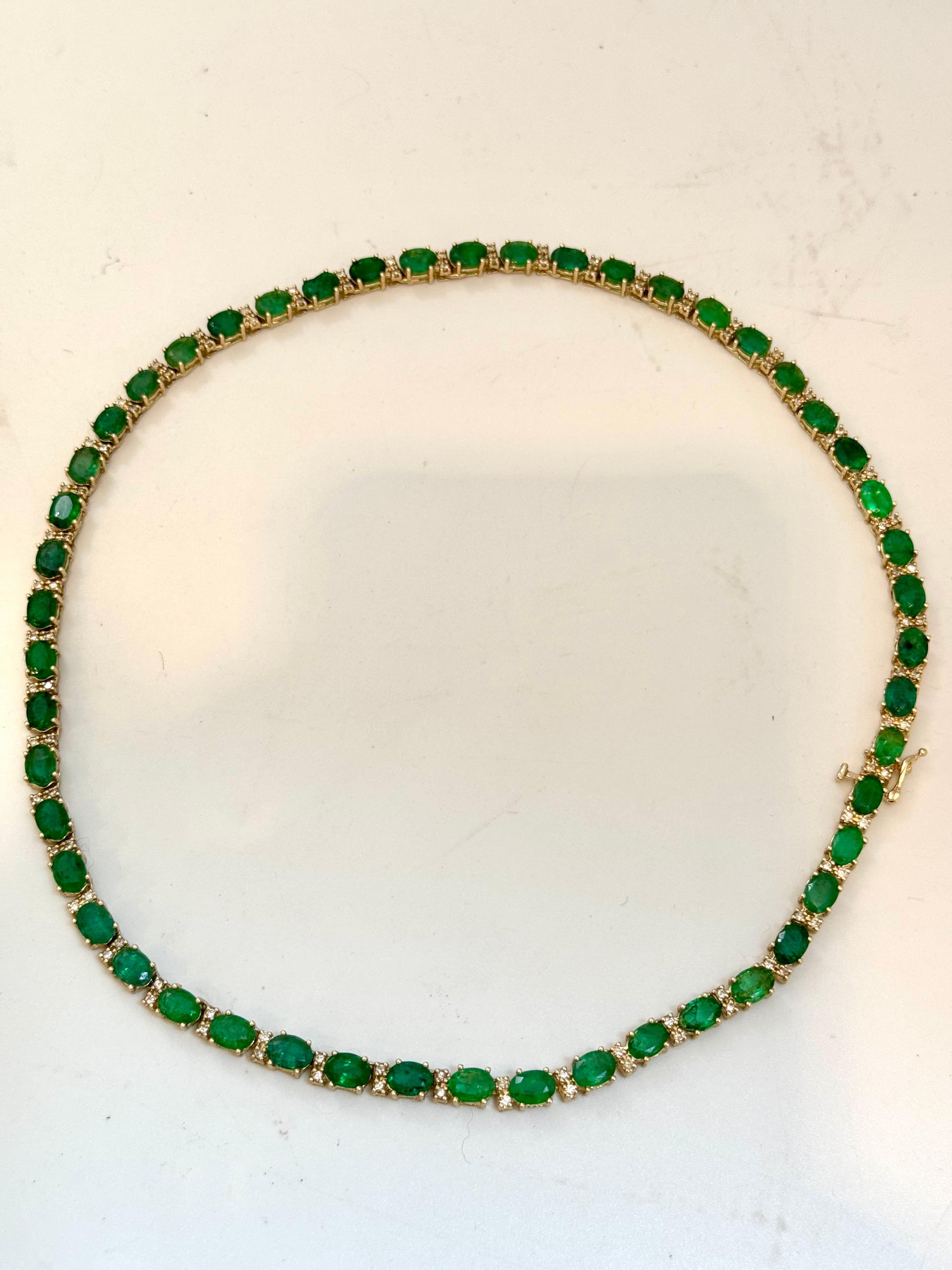 40 Carat Oval Brazilian Emerald & 3 Carat Diamond Tennis Necklace 14 Karat Gold For Sale 7