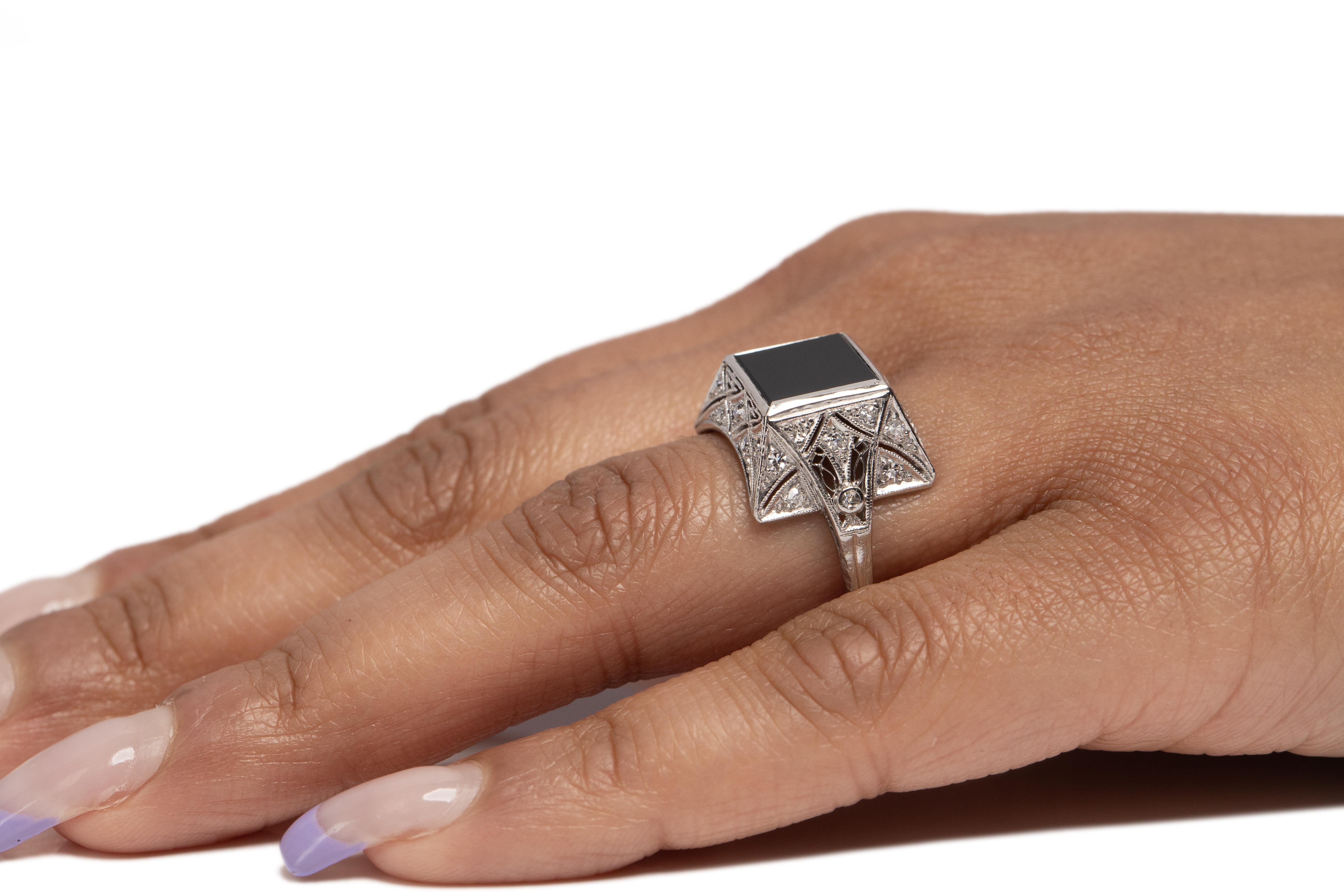.40 Carat Total Weight Art Deco Diamond Platinum Onyx Engagement Ring en vente 1