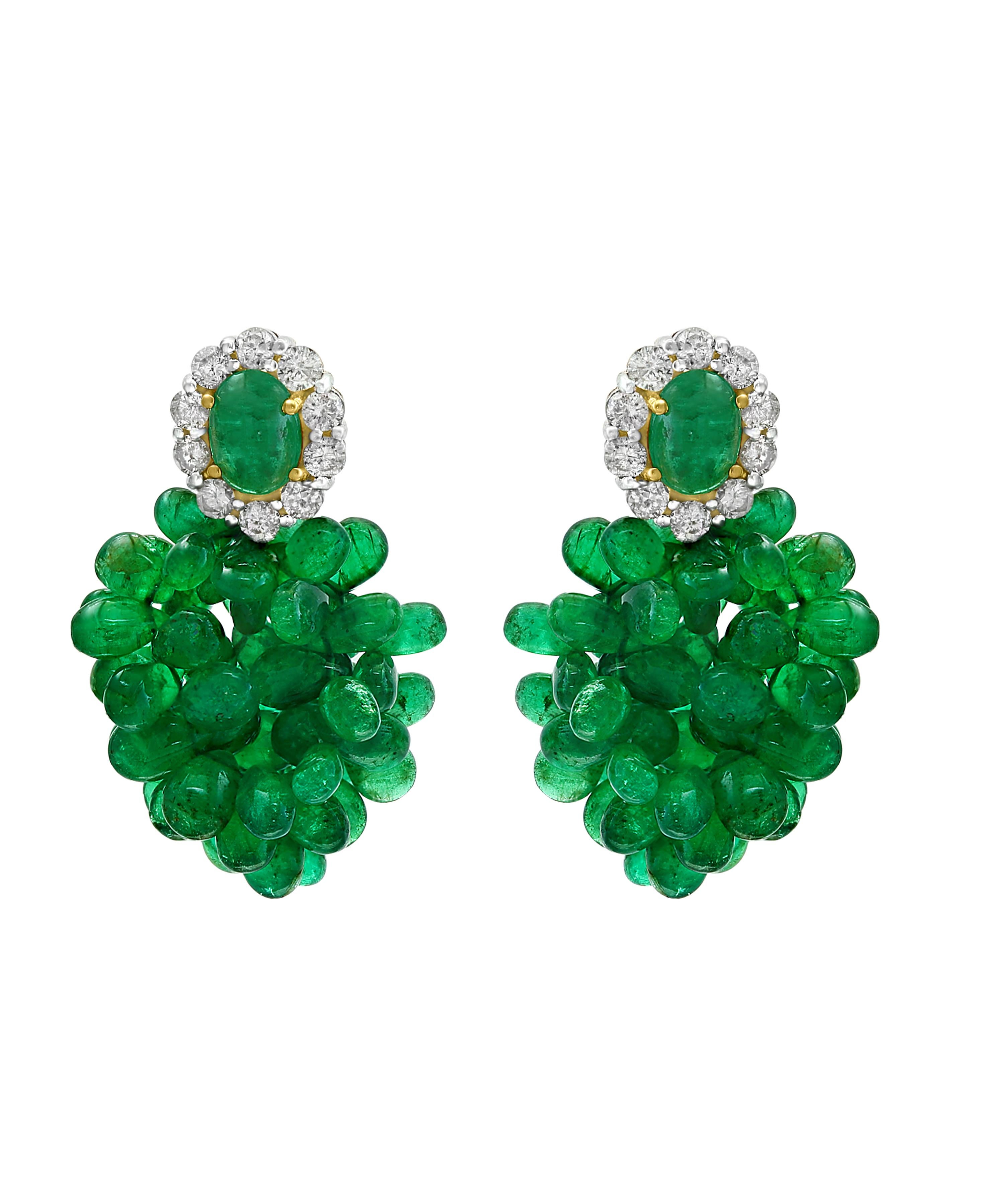 40 Carats  Colombian Emerald Briolettes & Diamond  Hanging Earrings  18 Karat  Gold 
This exquisite pair of earrings are beautifully crafted with 18 karat yellow gold  weighing 13.5 grams
Two fine  Cabochon Emerald   weighing approximately 2  carats