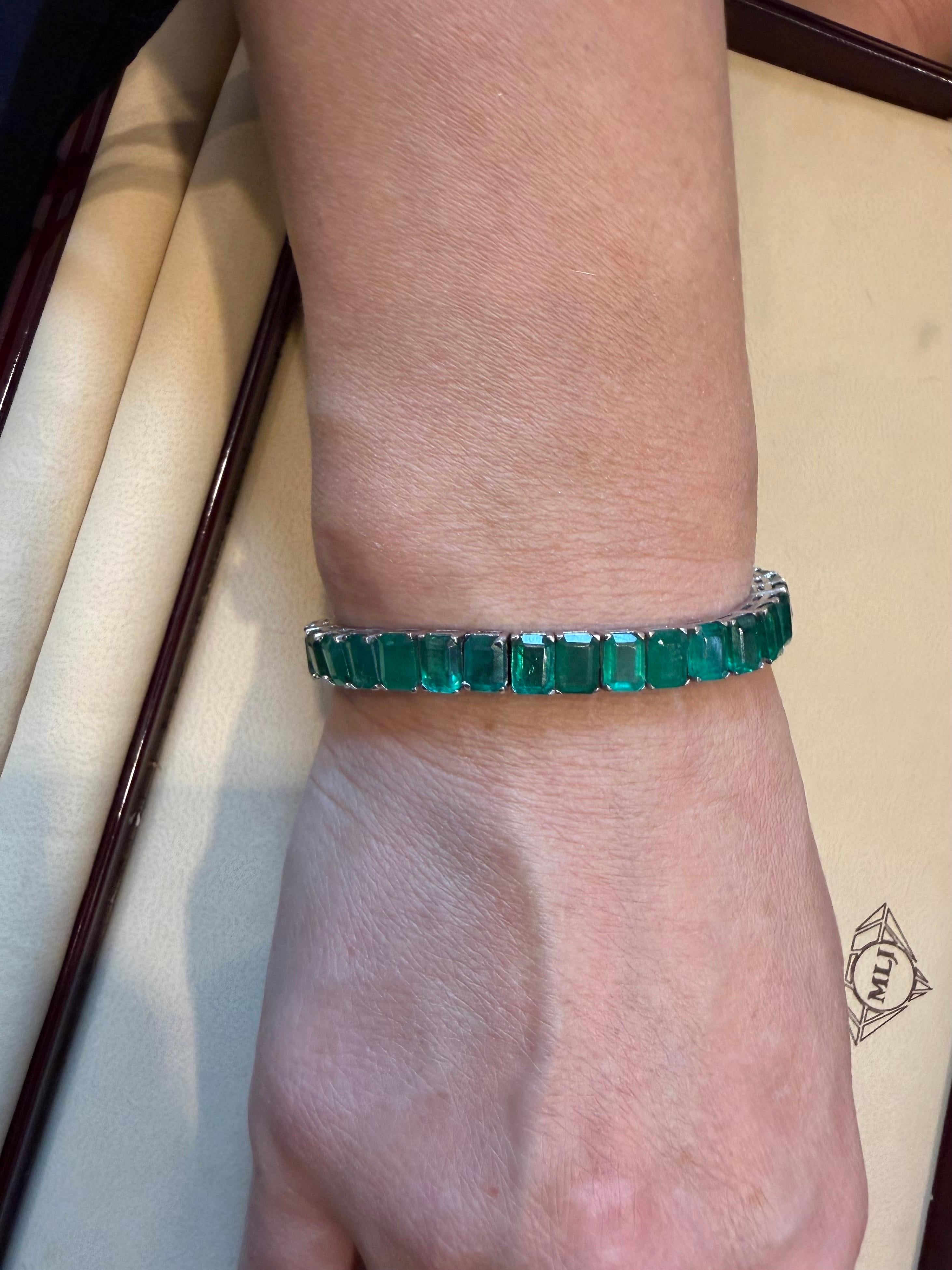 40 Ct Esmeralda Natural Corte Cóctel Esmeralda Pulsera de Tenis 14 Kt Oro Blanco 7.5