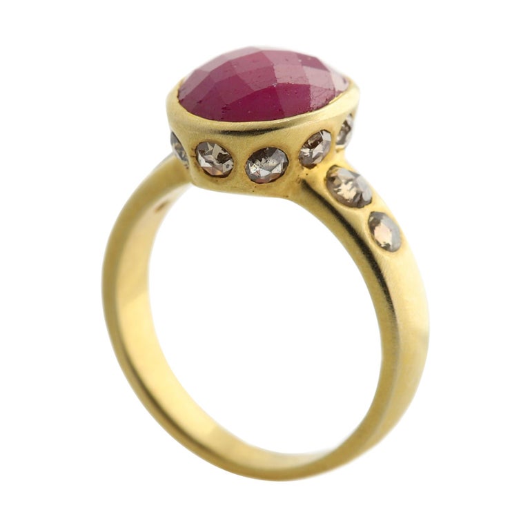 Bague Or Jaune 18 Carats Rubis Ovale Et Diamants - Neuf Avec étiquettes - Taille 55
