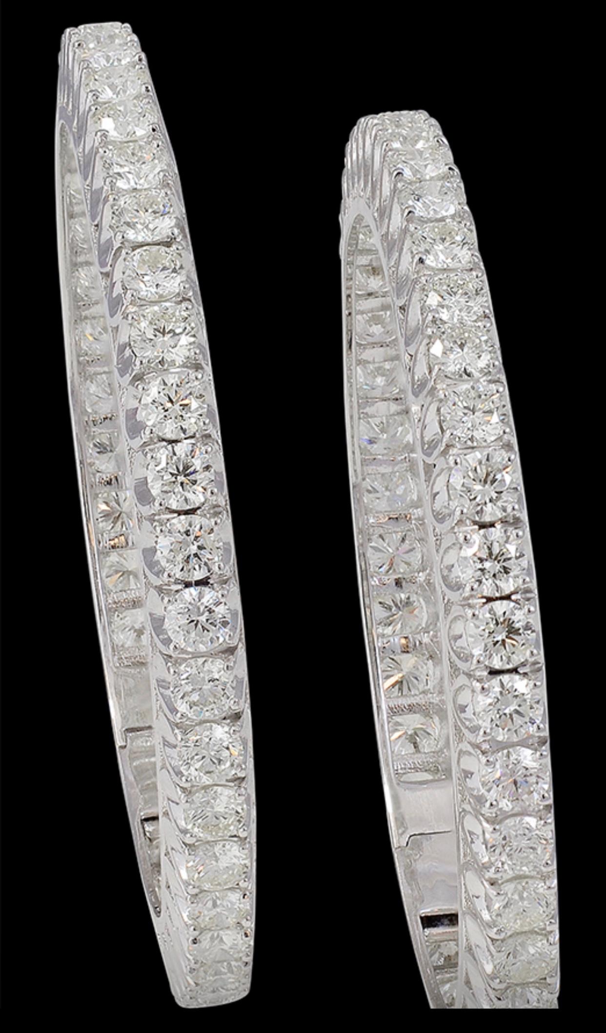 Round Cut 40 Pointer Each, 36 Ct Single line Eternity 18 Kt Gold and Diamond Bangle, Pair