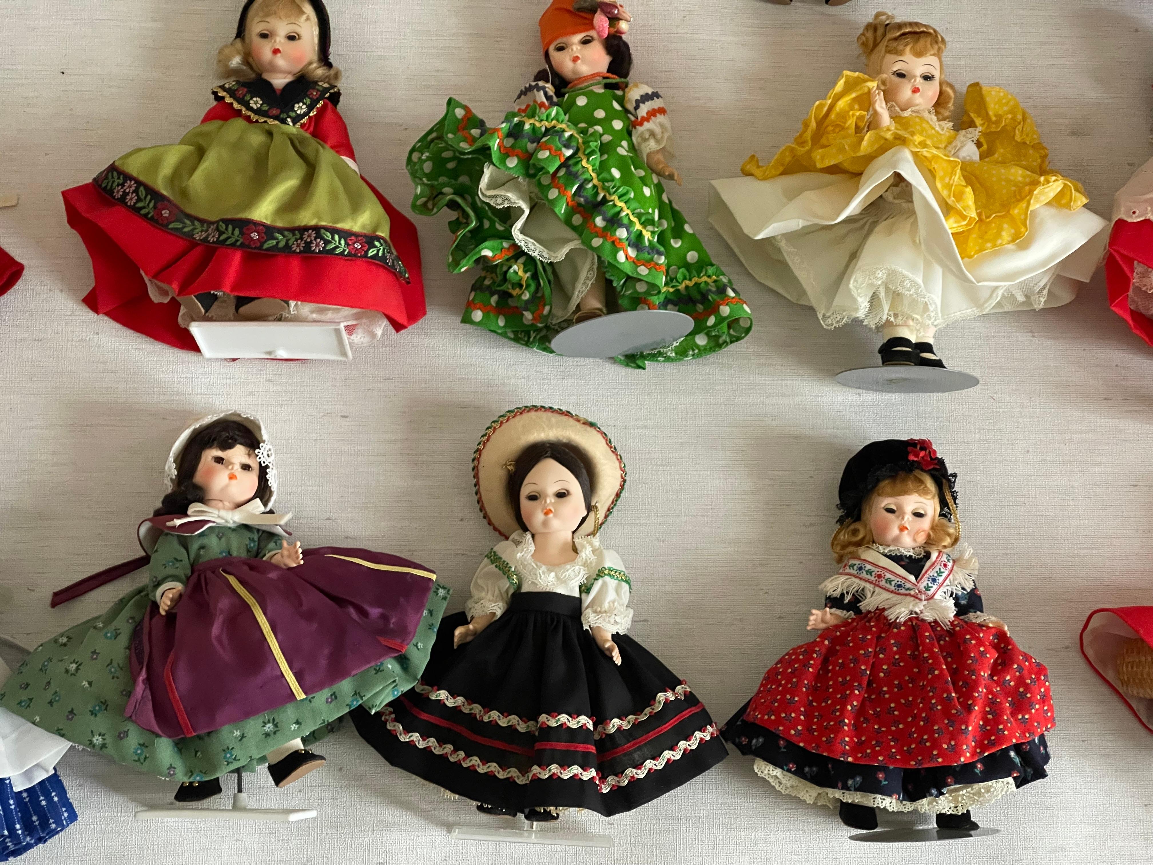 40 Bambole vintage Madame Alexander da 6 pollici Collectional in vendita 8