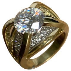 Anillo de compromiso con diamante central redondo de 4,00 quilates aproximadamente, Ben Dannie