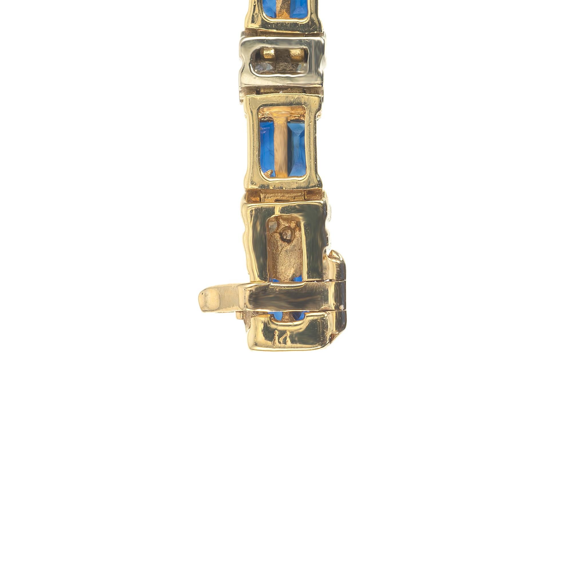 4.00 Carat Baguette Sapphire Round Diamond Two Tone Gold Link Bracelet en vente 1