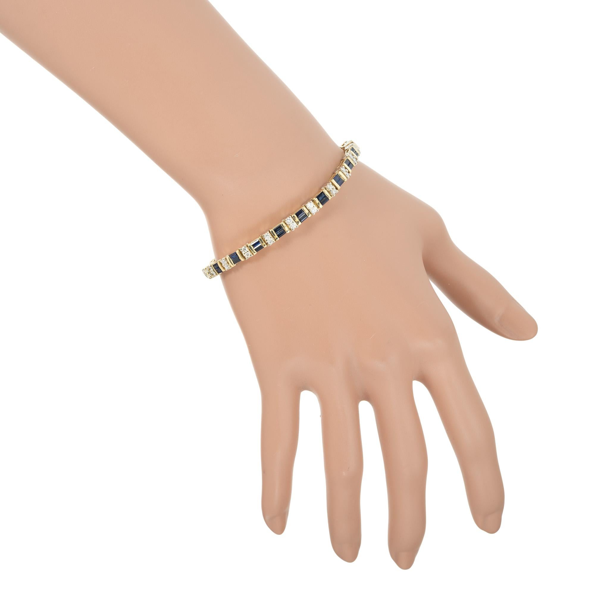 4.00 Carat Baguette Sapphire Round Diamond Two Tone Gold Link Bracelet en vente 2