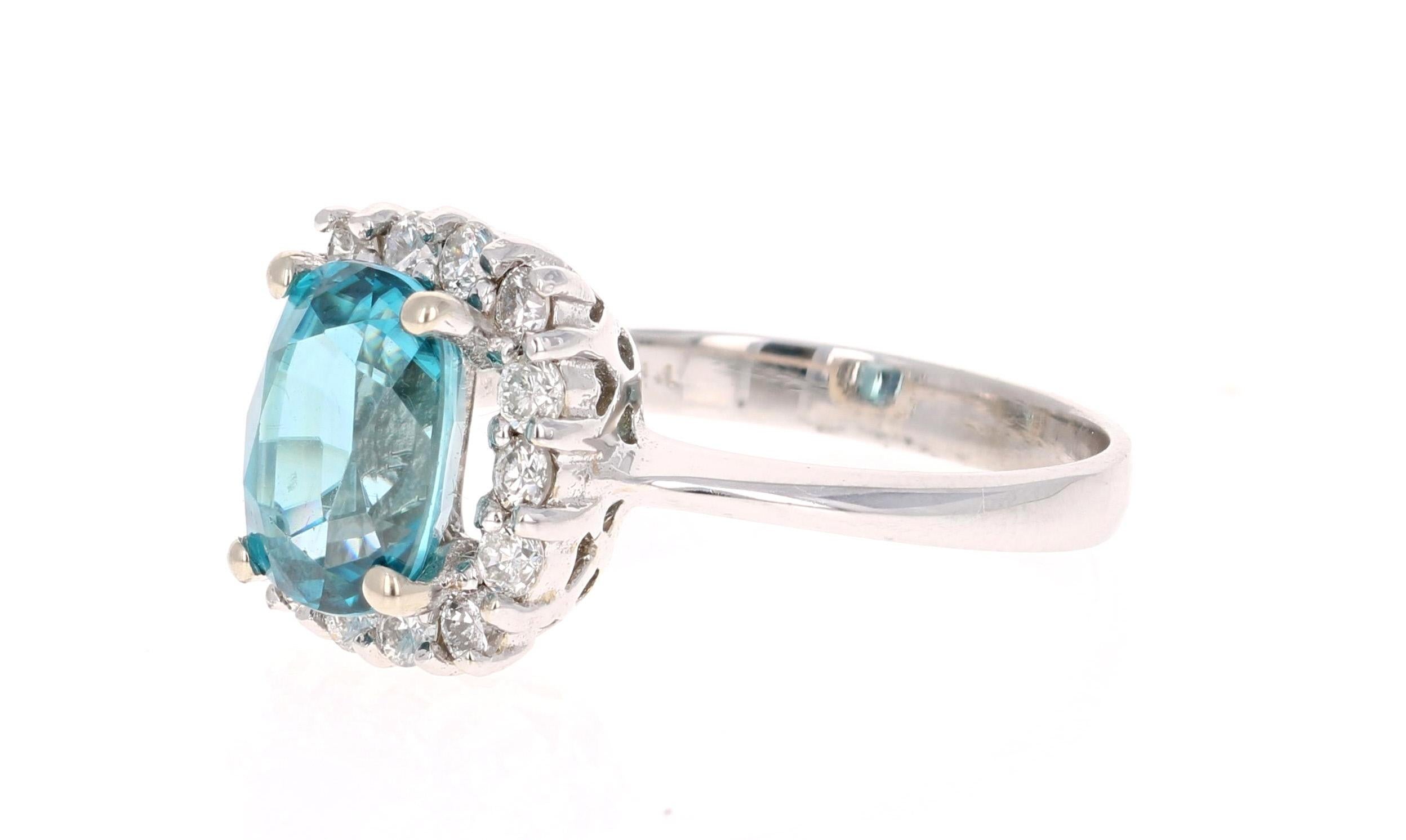 Contemporary 4.00 Carat  Natural Blue Zircon Diamond White Gold Ring For Sale
