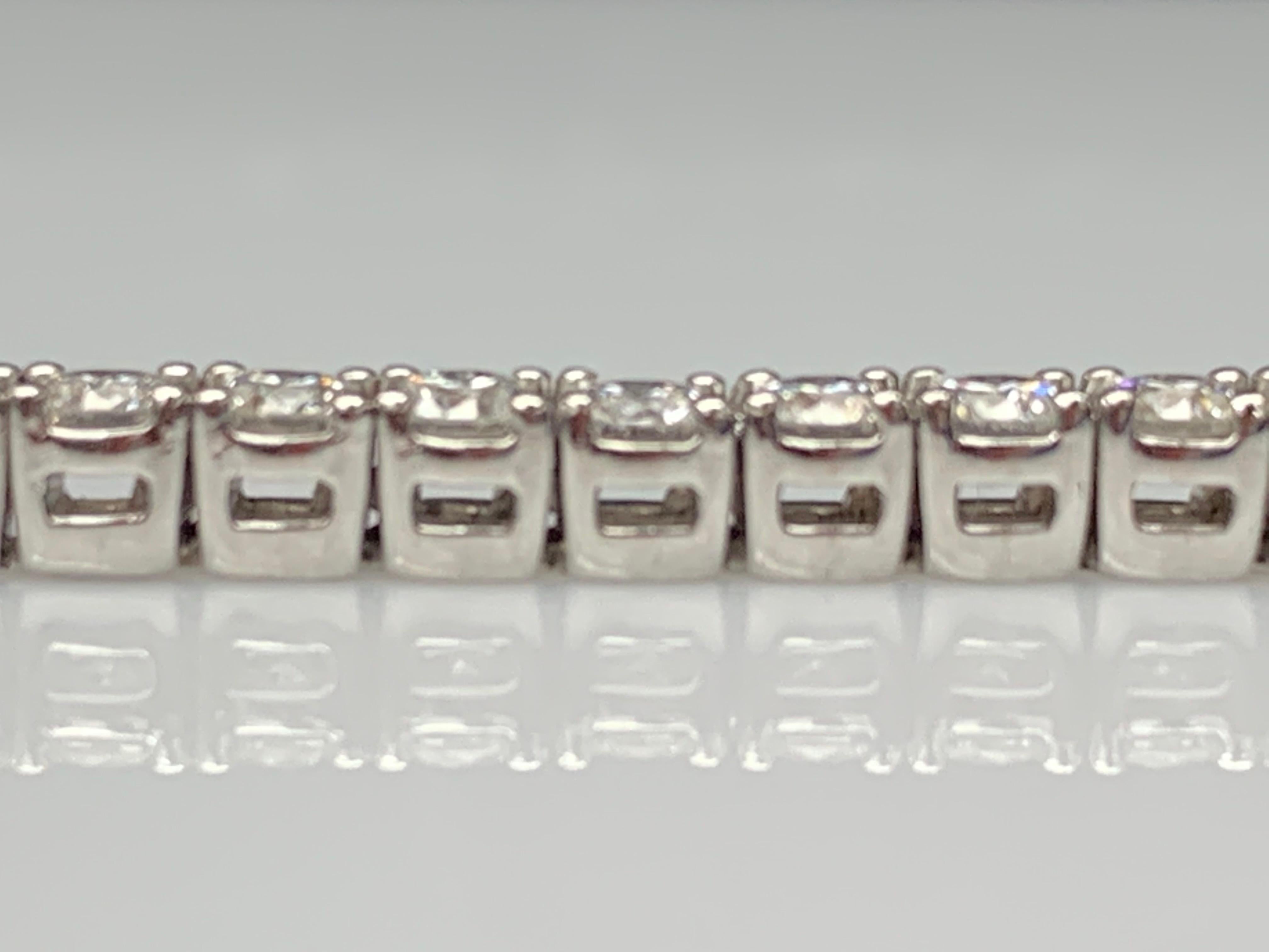4.00 Carat Brilliant Cut Round Diamond Tennis Bracelet in 14K White Gold For Sale 4