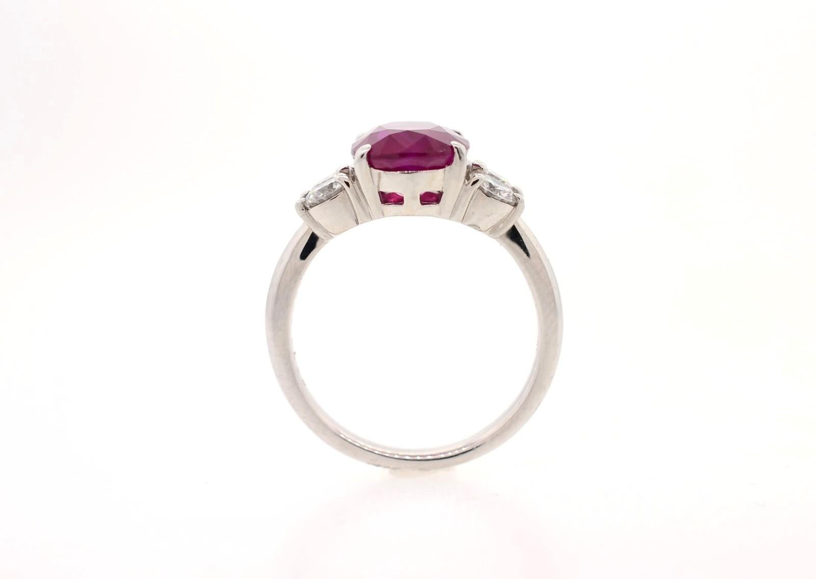 4.00 Carat Burma Ruby & Diamond Ring For Sale 1