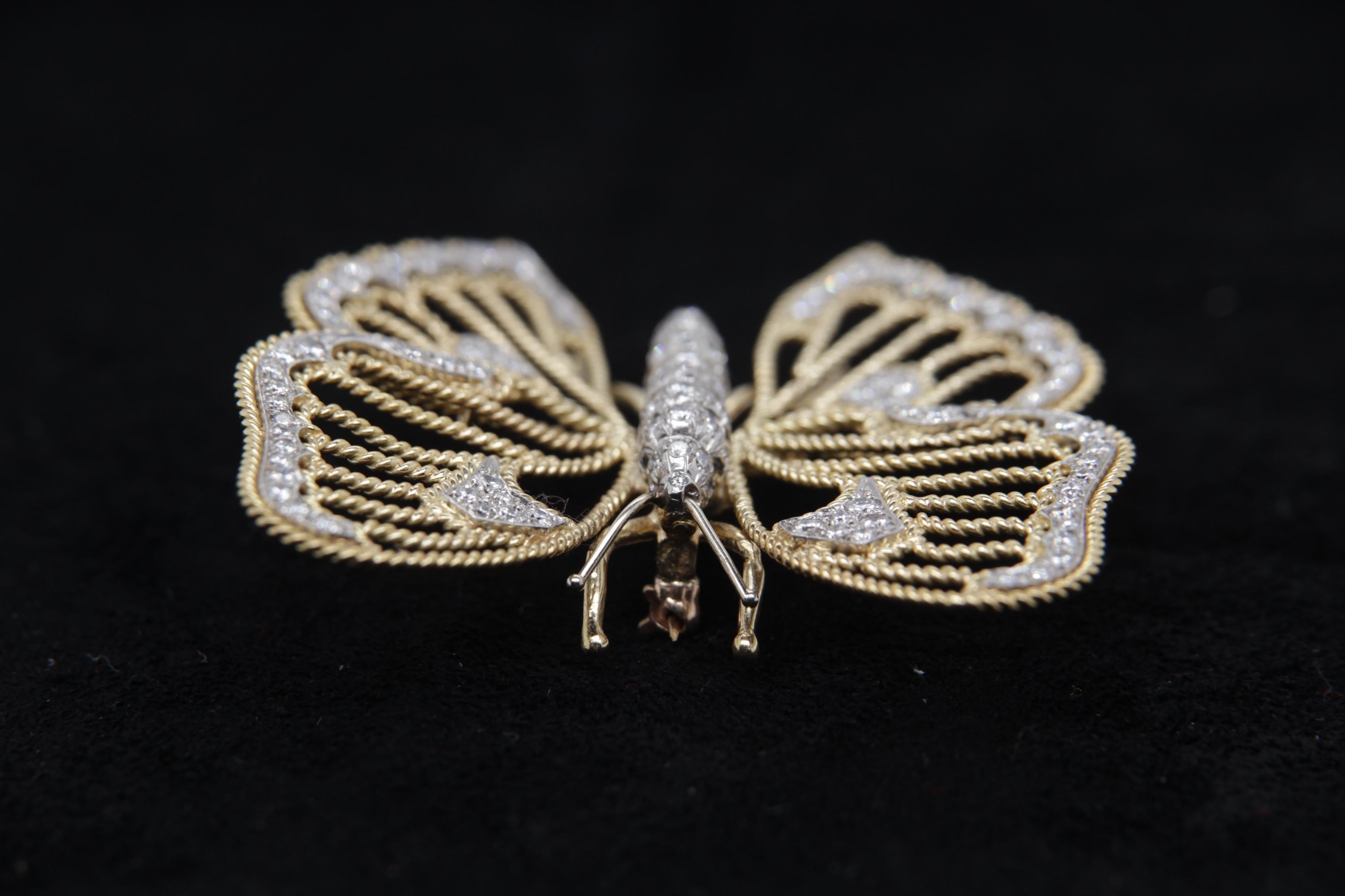 4.00 Carat Butterfly Diamond Brooch in 18 Karat Gold For Sale 1