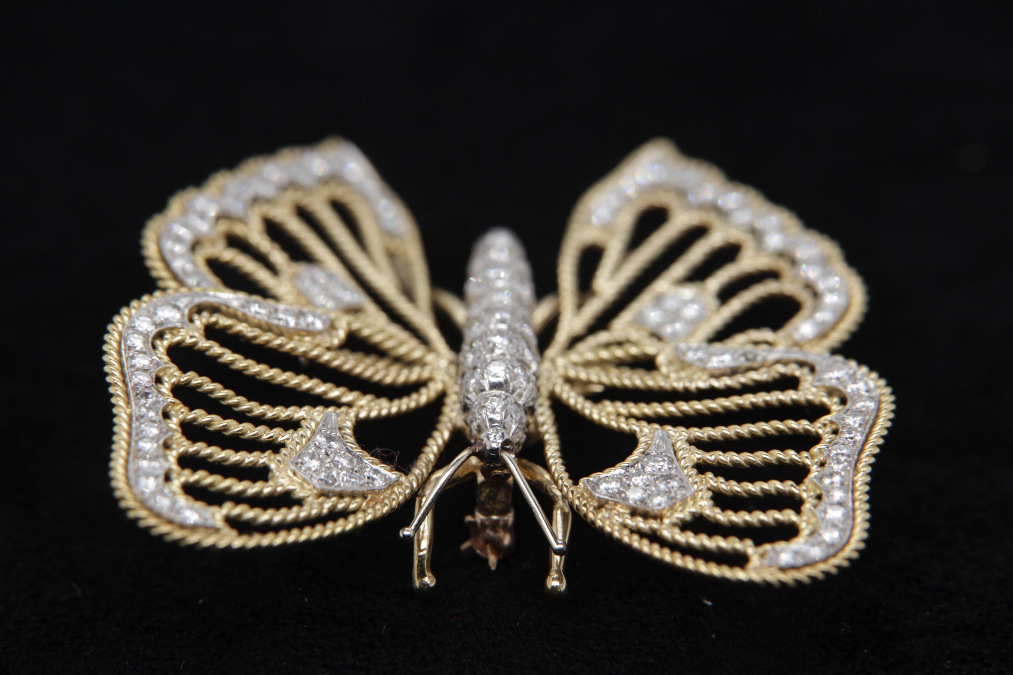 4.00 Carat Butterfly Diamond Brooch in 18 Karat Gold For Sale 2